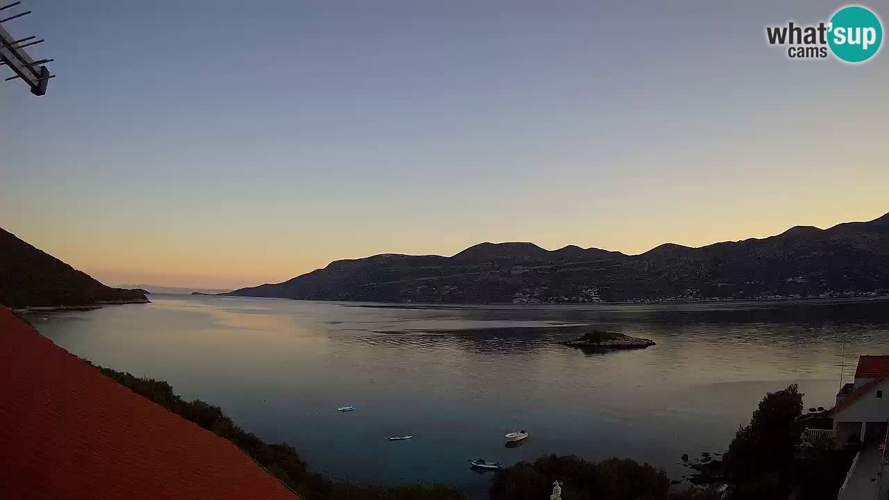 Live Korčula webcam – Tri Žala