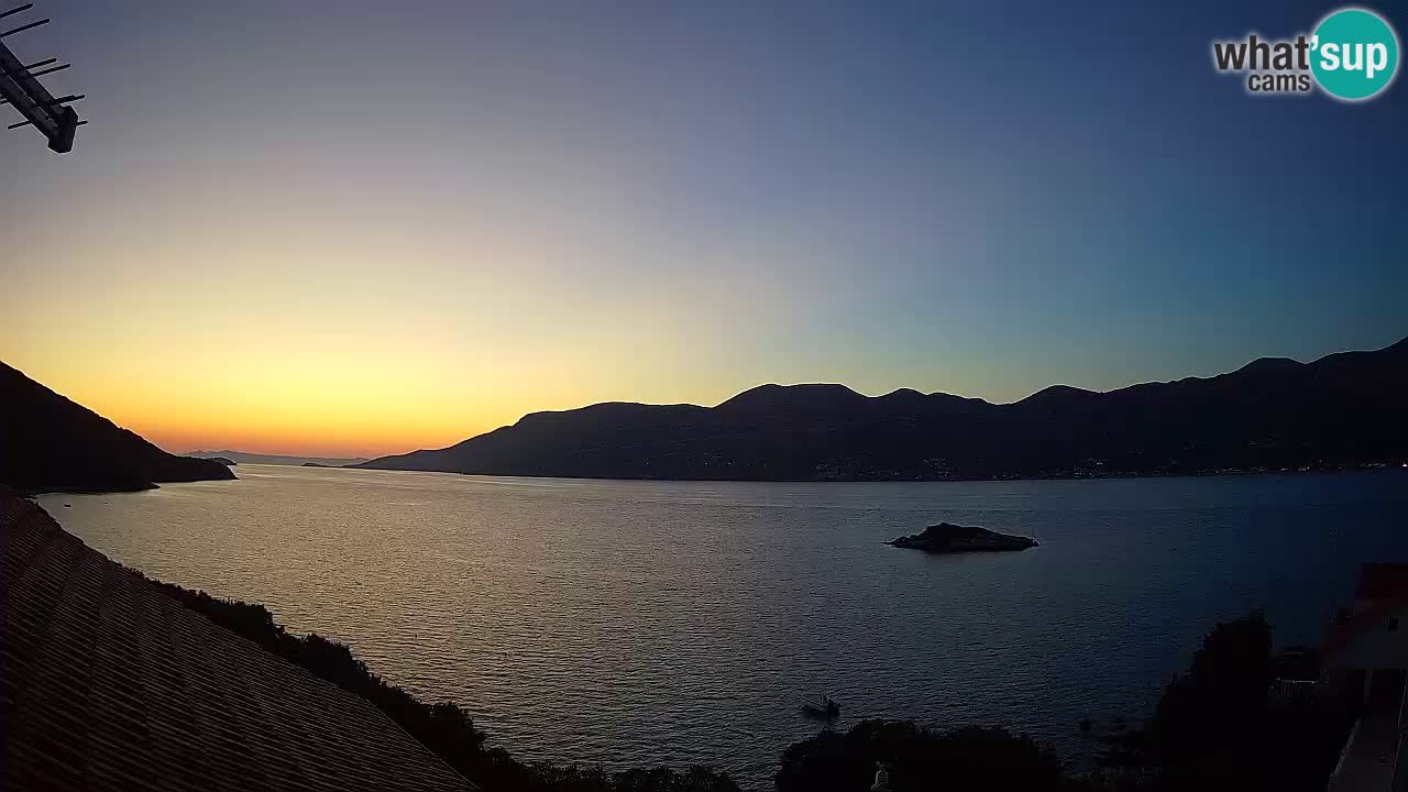 Live Korčula webcam – Tri Žala
