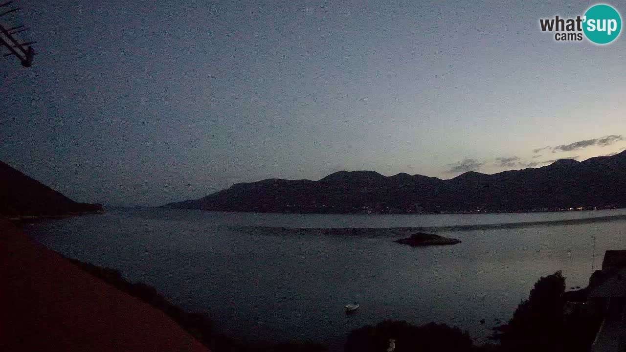 Live Korčula webcam – Tri Žala