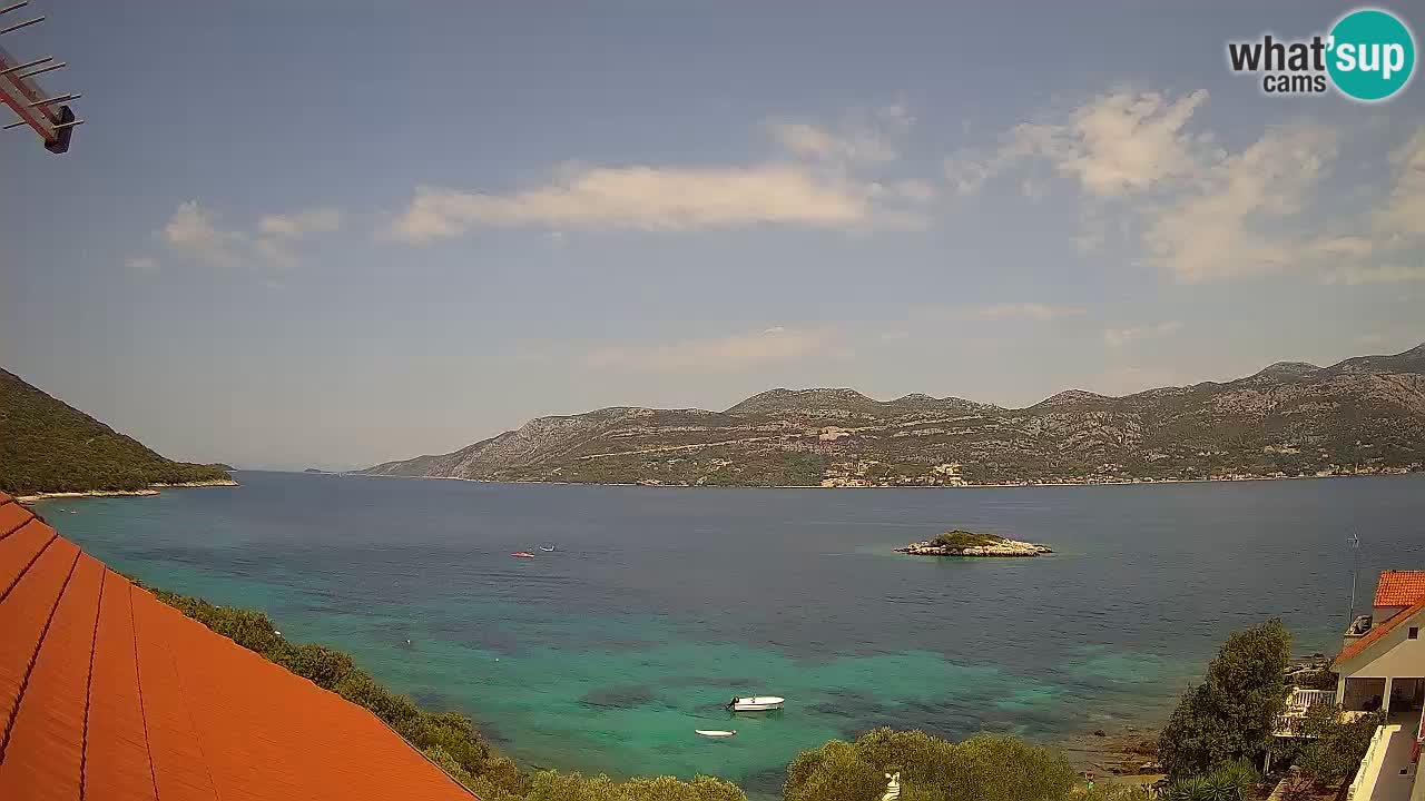 Korčula spletna kamera v živo – Tri Žala pogled na Pelješac