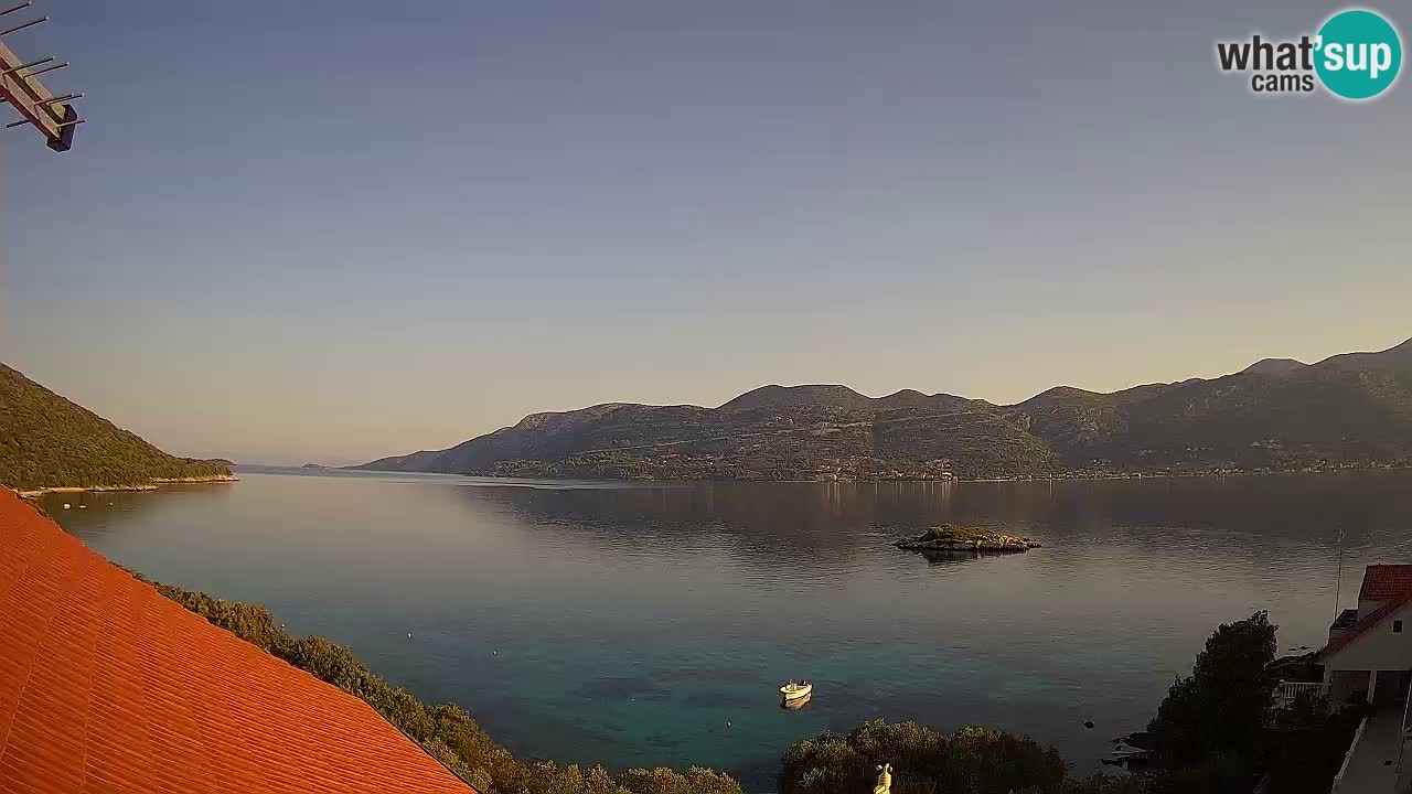 Korčula live webcam – Tri Žala panorama verso Pelješac