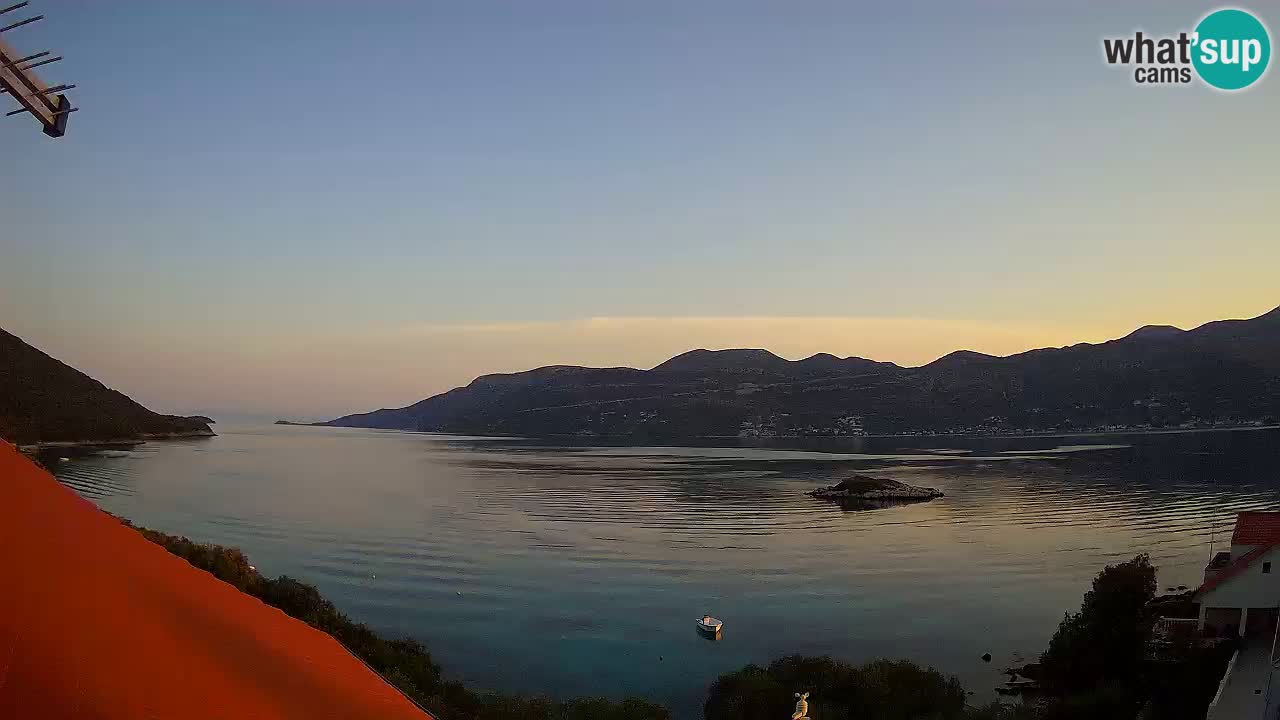 Live Korčula webcam – Tri Žala