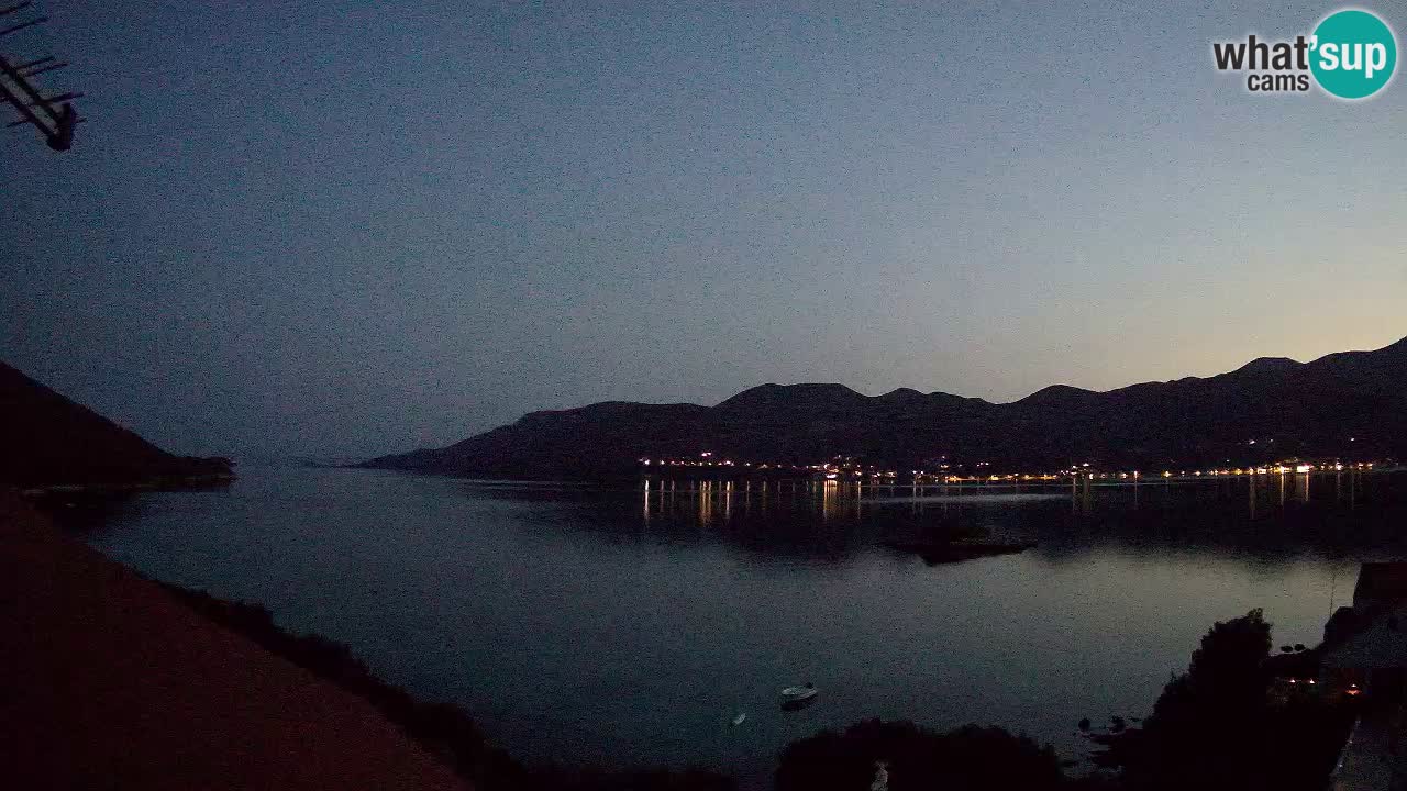 Korčula live webcam – Tri Žala panorama verso Pelješac