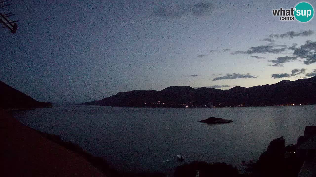 Korčula live webcam – Tri Žala panorama verso Pelješac