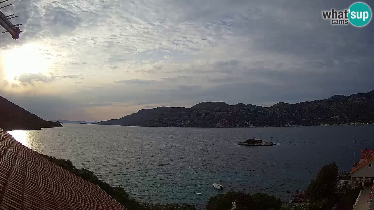 Live Korčula webcam – Tri Žala
