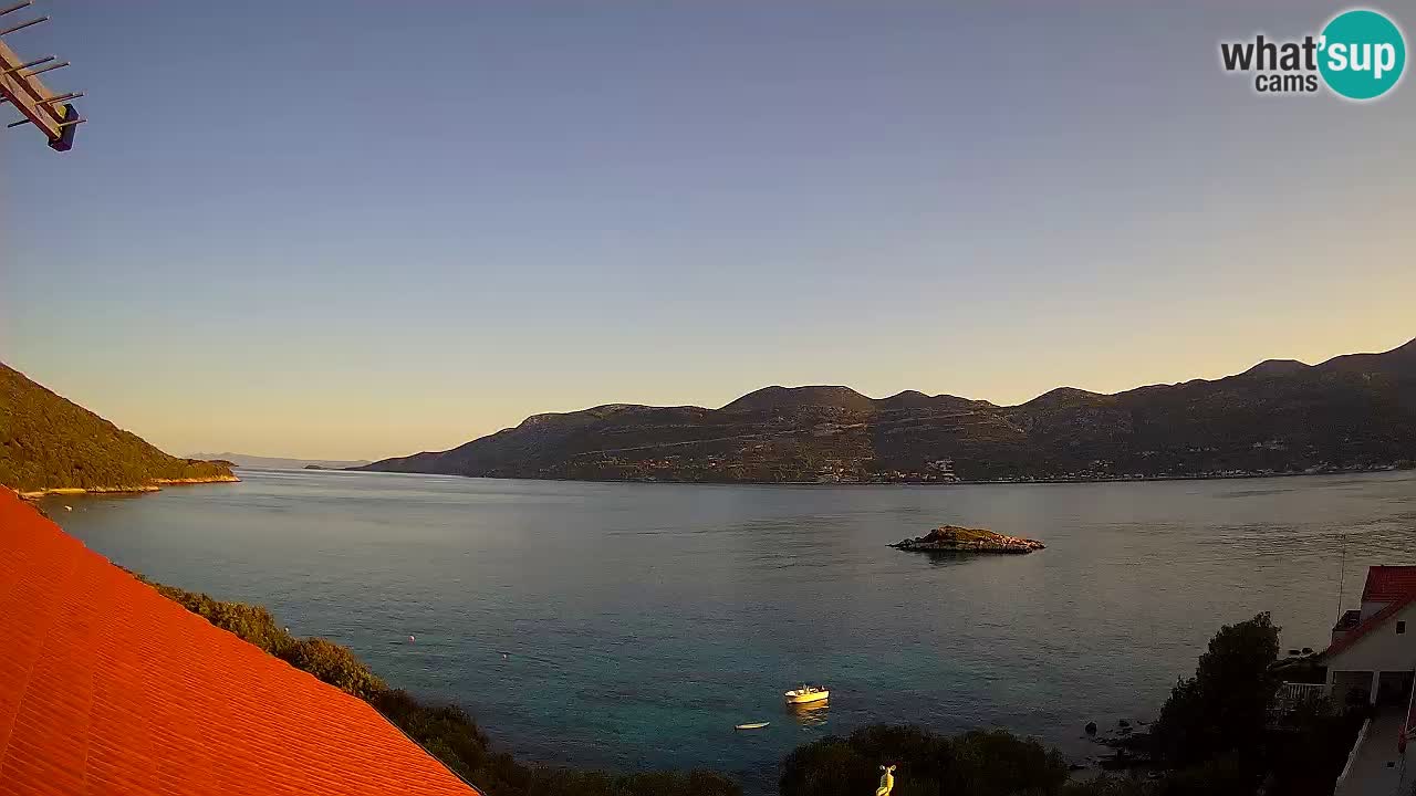 Live Korčula webcam – Tri Žala
