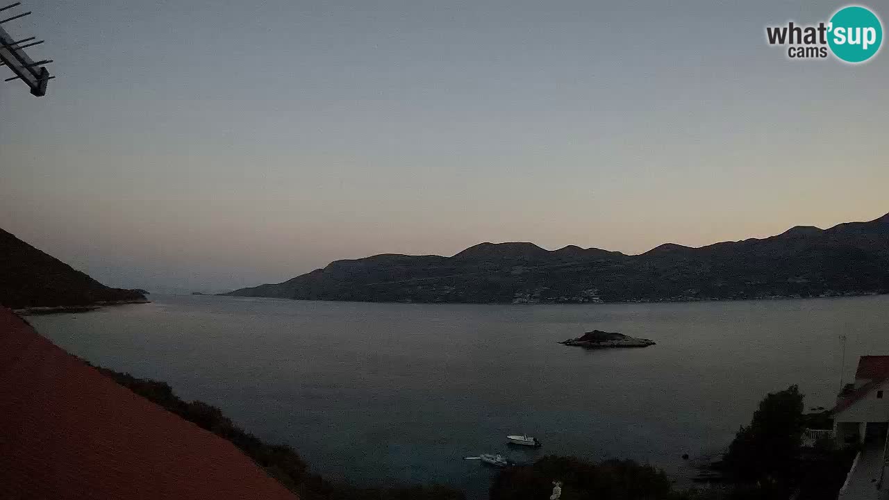 Live Korčula webcam – Tri Žala