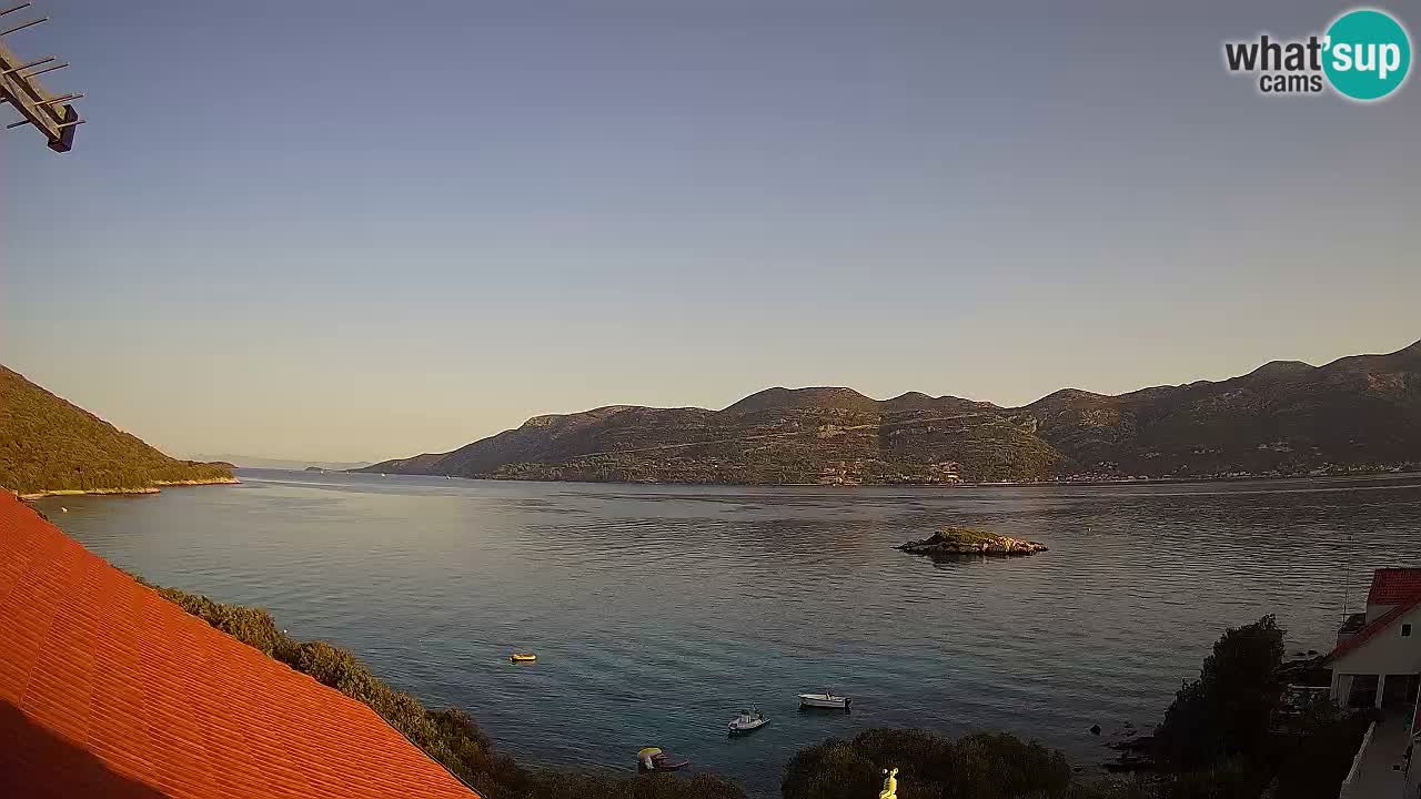 Live Korčula webcam – Tri Žala