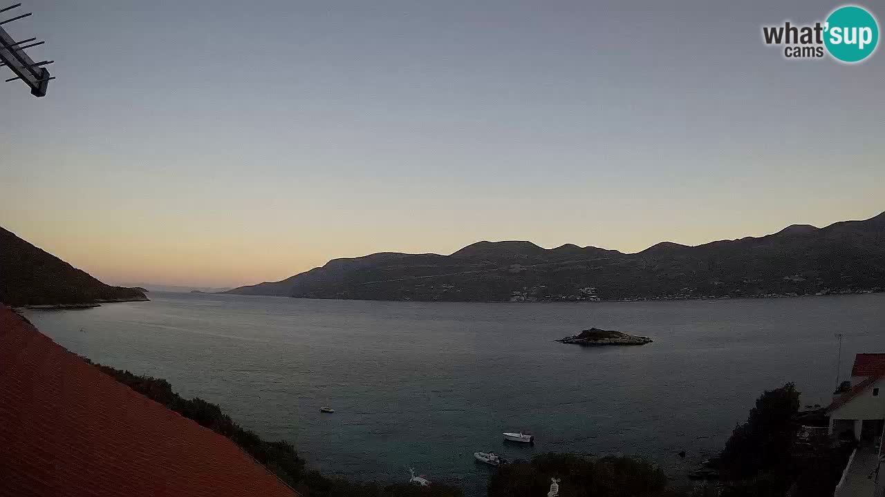Live Korčula webcam – Tri Žala