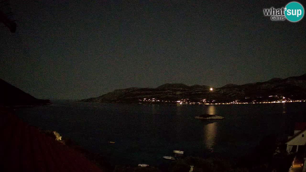 Korčula spletna kamera v živo – Tri Žala pogled na Pelješac