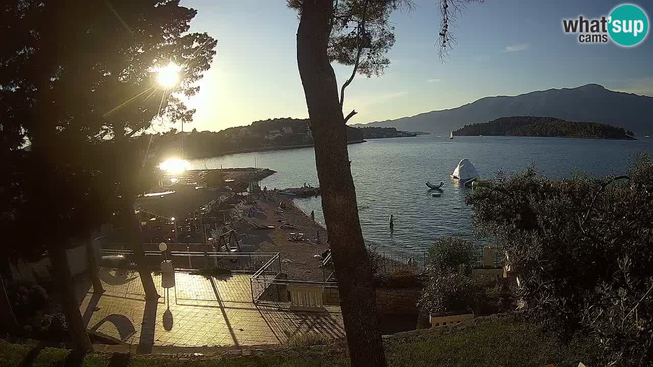 Spletna kamera Lumbarda – Plaža Prvi Žal – Korčula