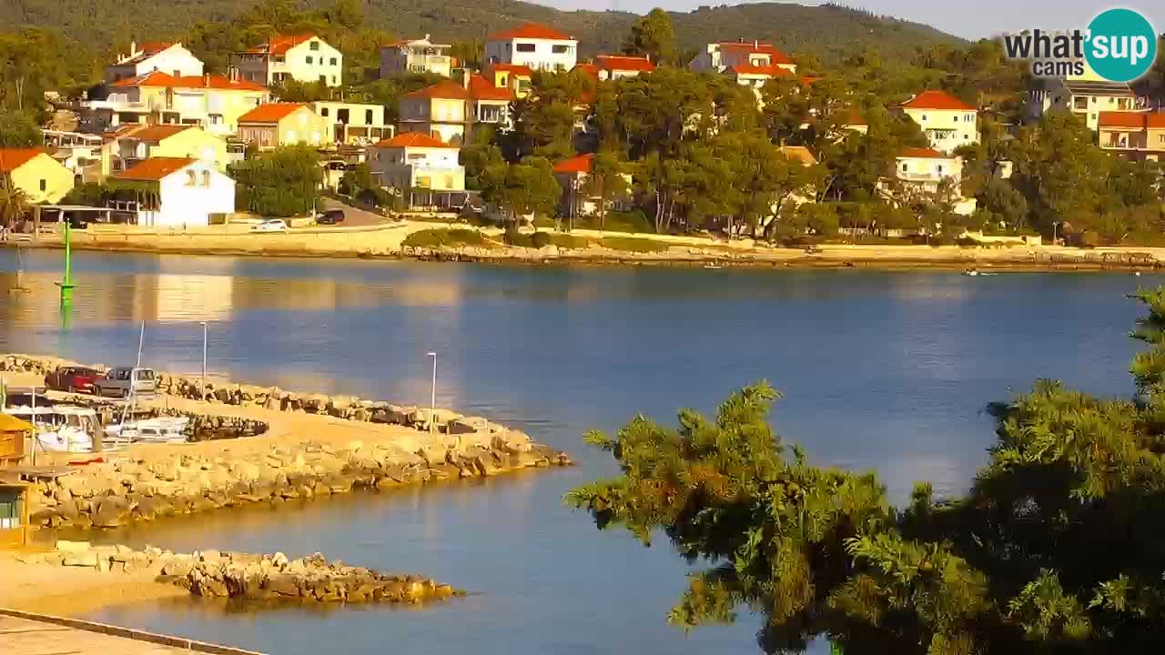 Lumbarda resort Spletna kamera Korčula