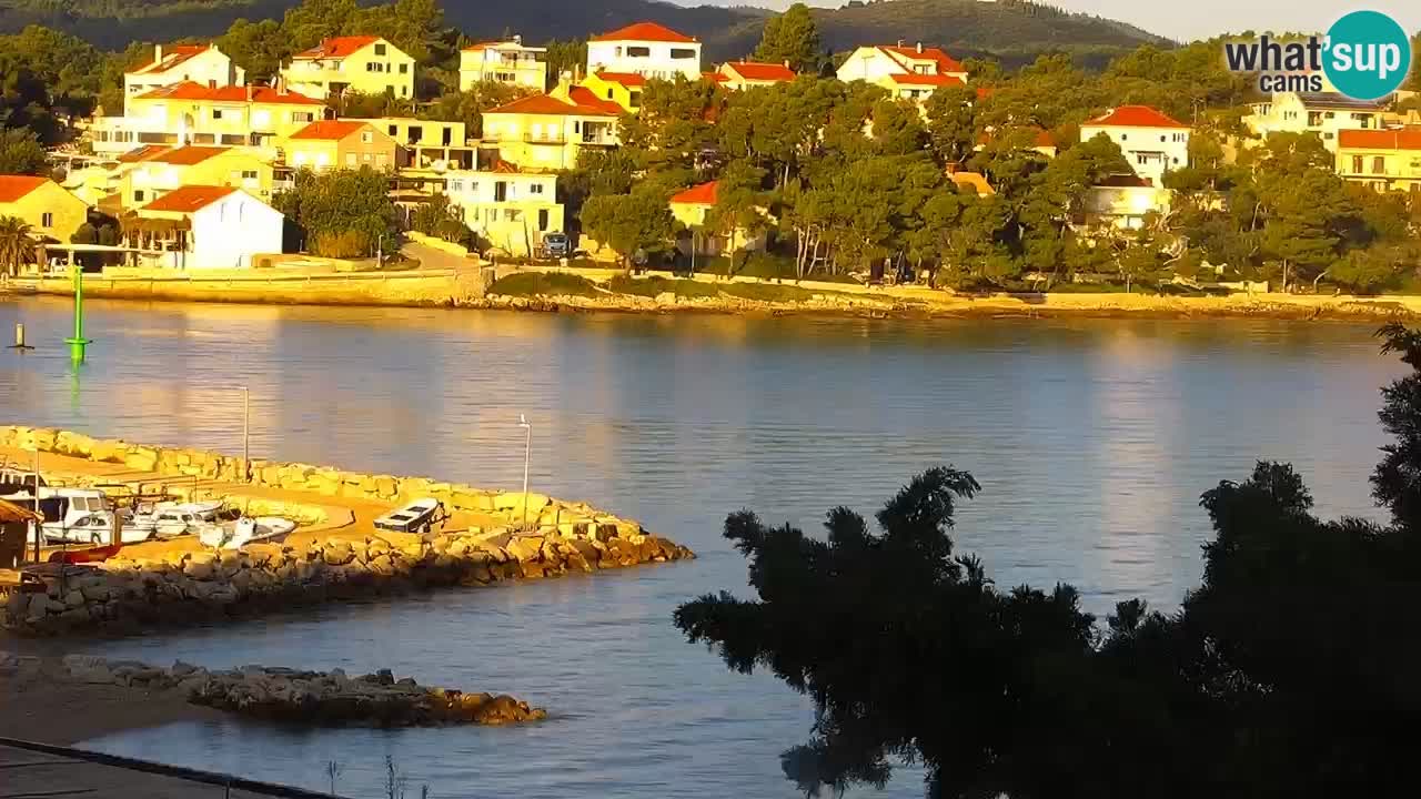 Lumbarda resort – livecam Korčula