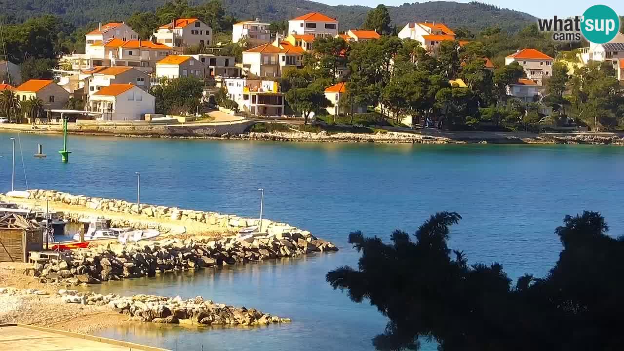 Lumbarda resort Spletna kamera Korčula