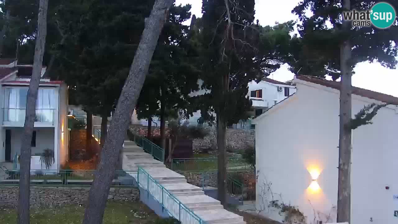Lumbarda resort – livecam Korčula