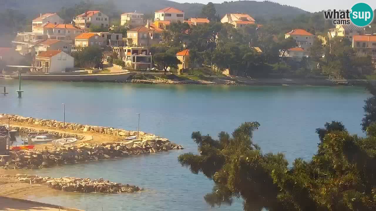 Lumbarda Resort live cam Curzola