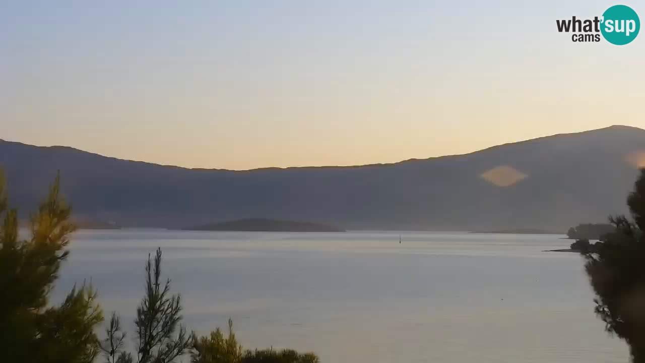Lumbarda resort – livecam Korčula