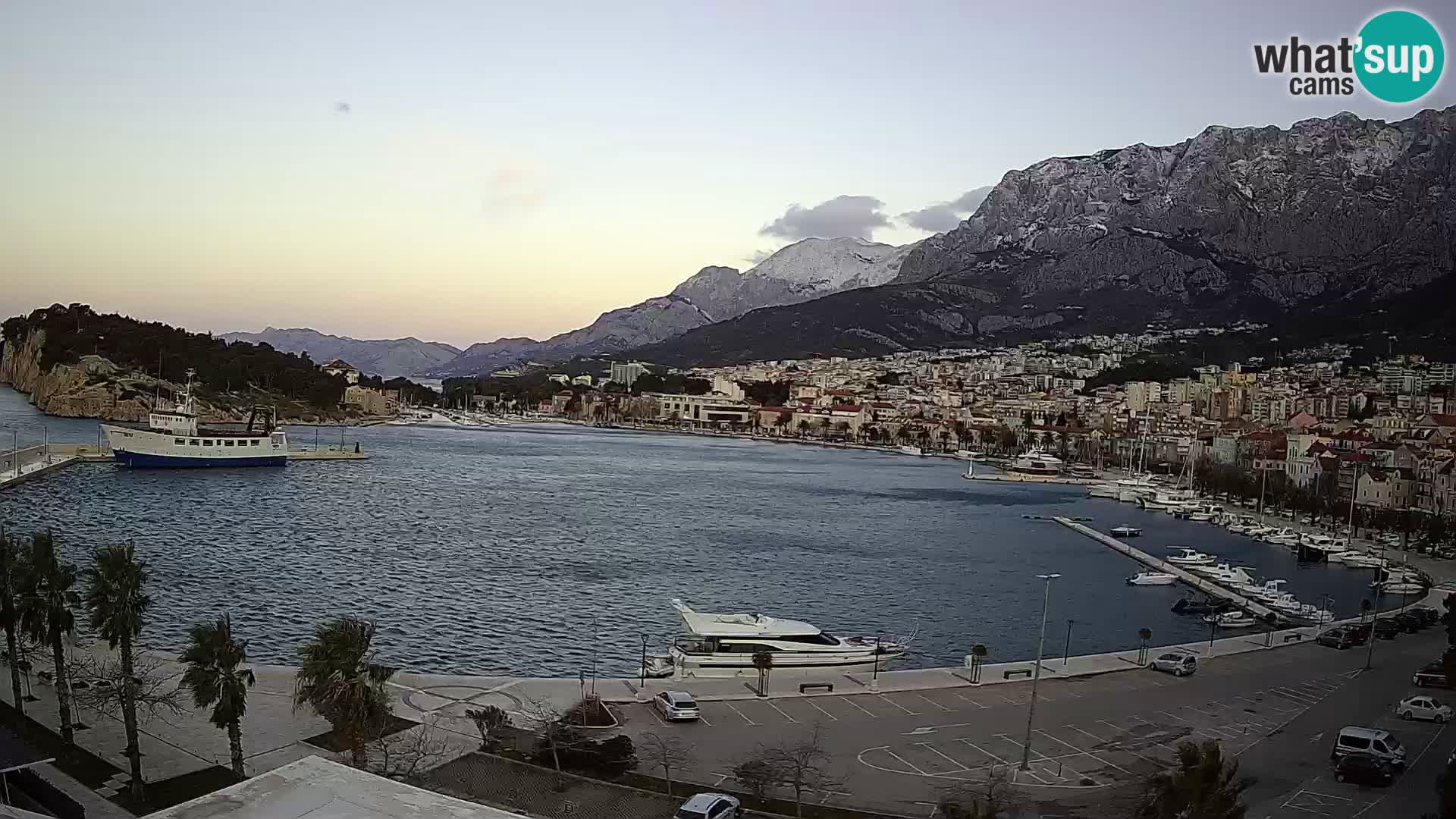 Webcam Makarska promenade de bord de mer