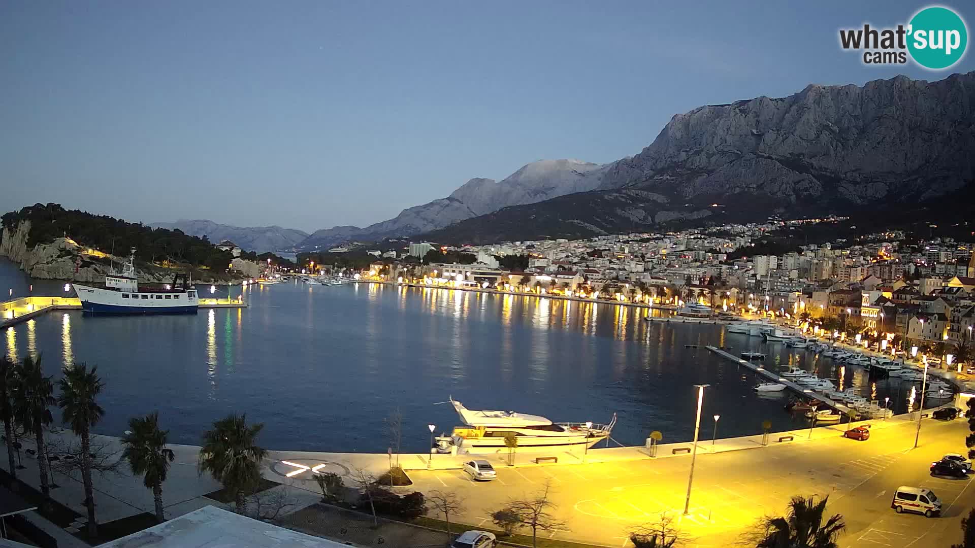 Webcam Makarska promenade de bord de mer