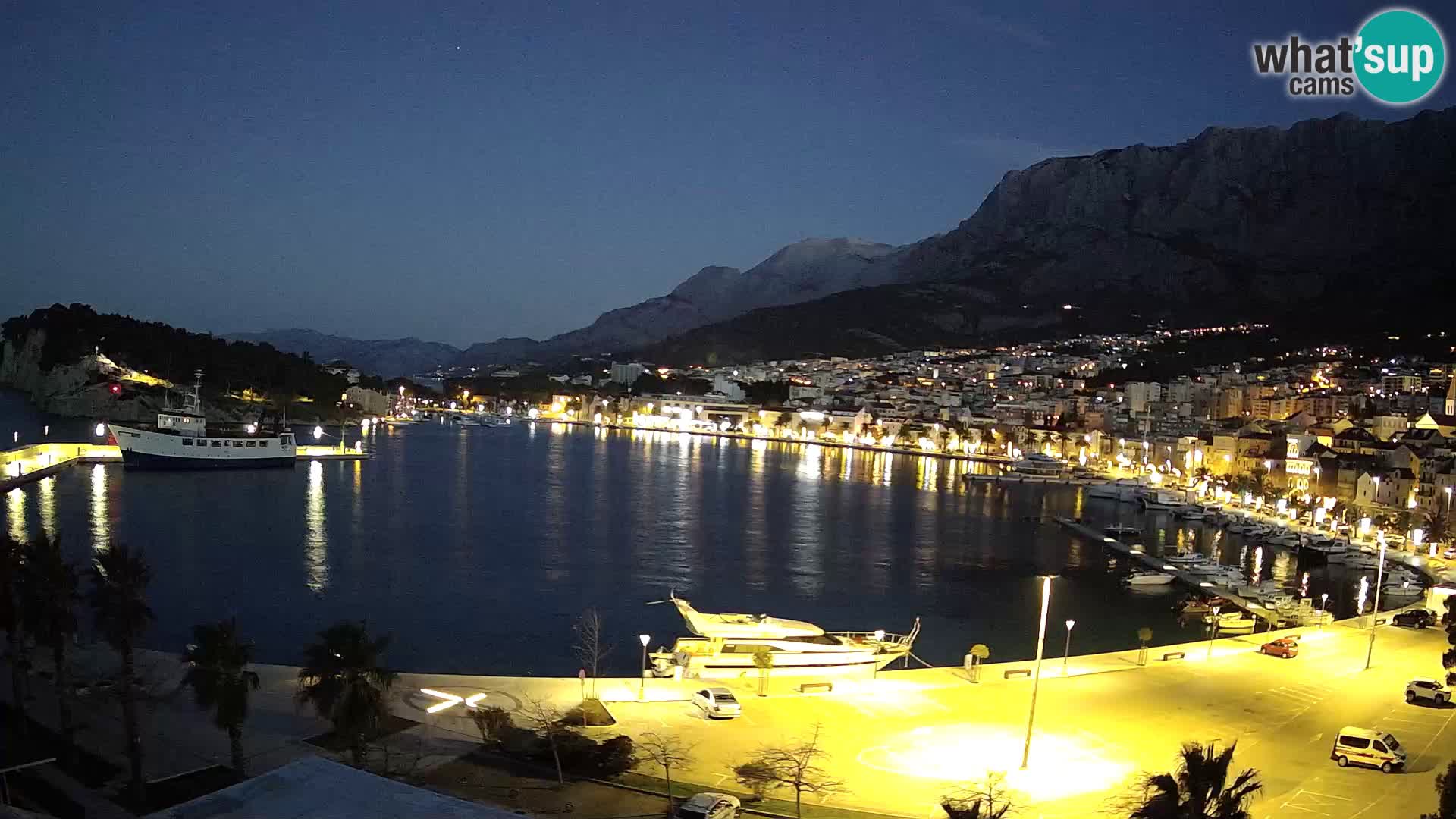 Webcam Makarska promenade de bord de mer