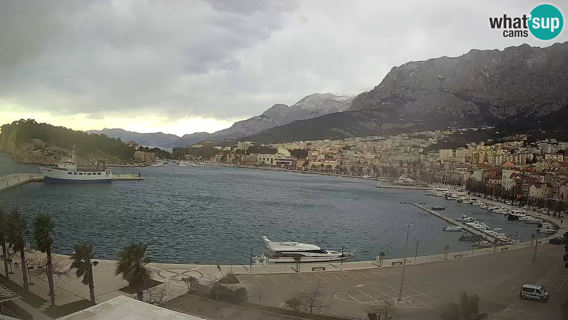 Webcam Makarska promenade de bord de mer