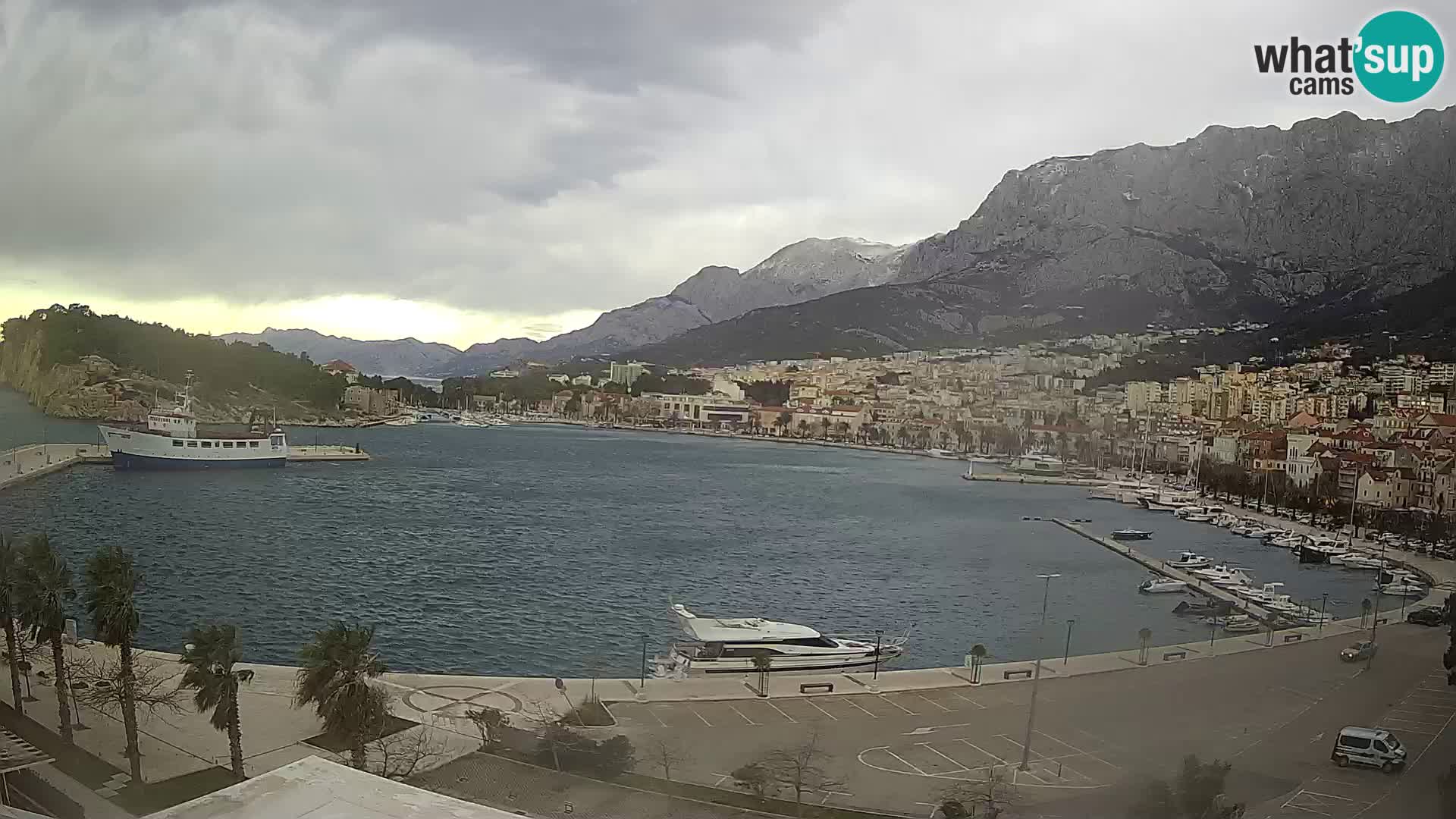 Webcam Makarska promenade de bord de mer