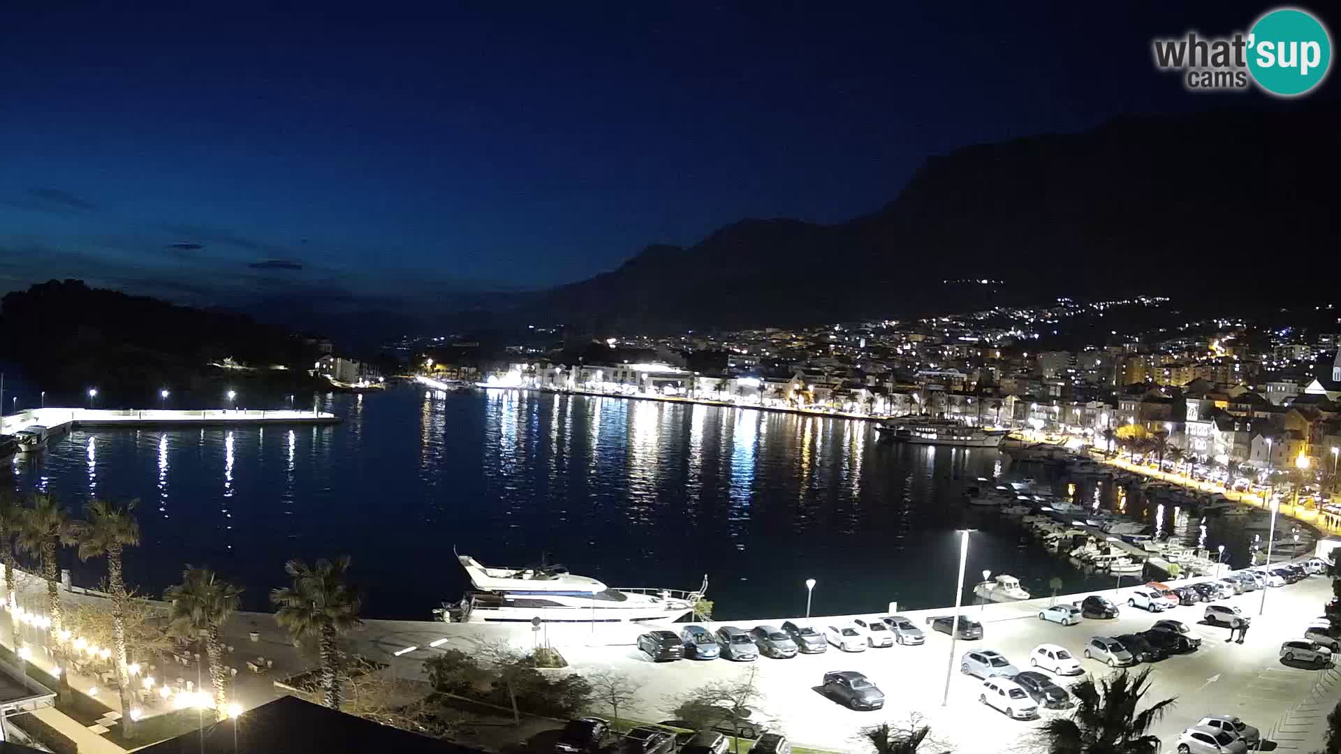 Webcam Makarska promenade de bord de mer