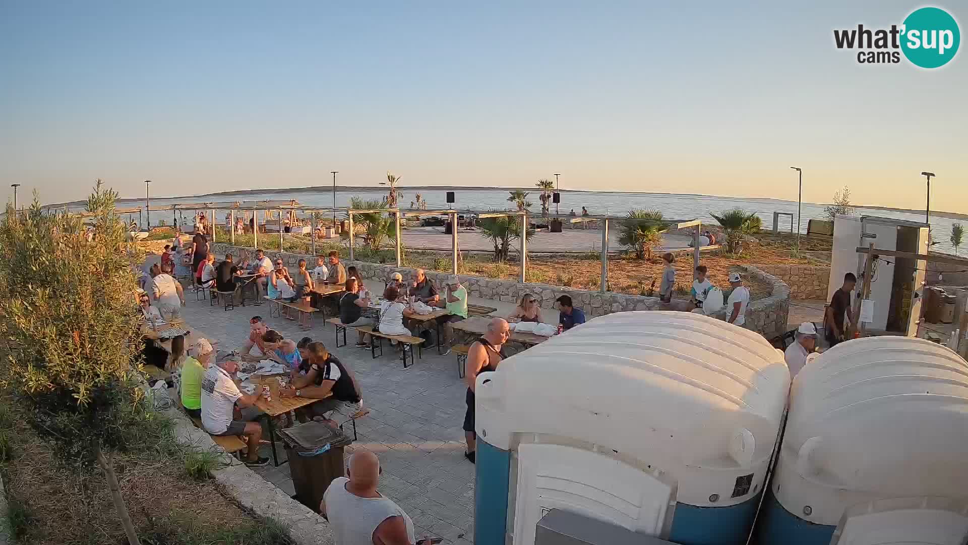 Mandre Summer Stage Webcam – Velika điga | Pag Island