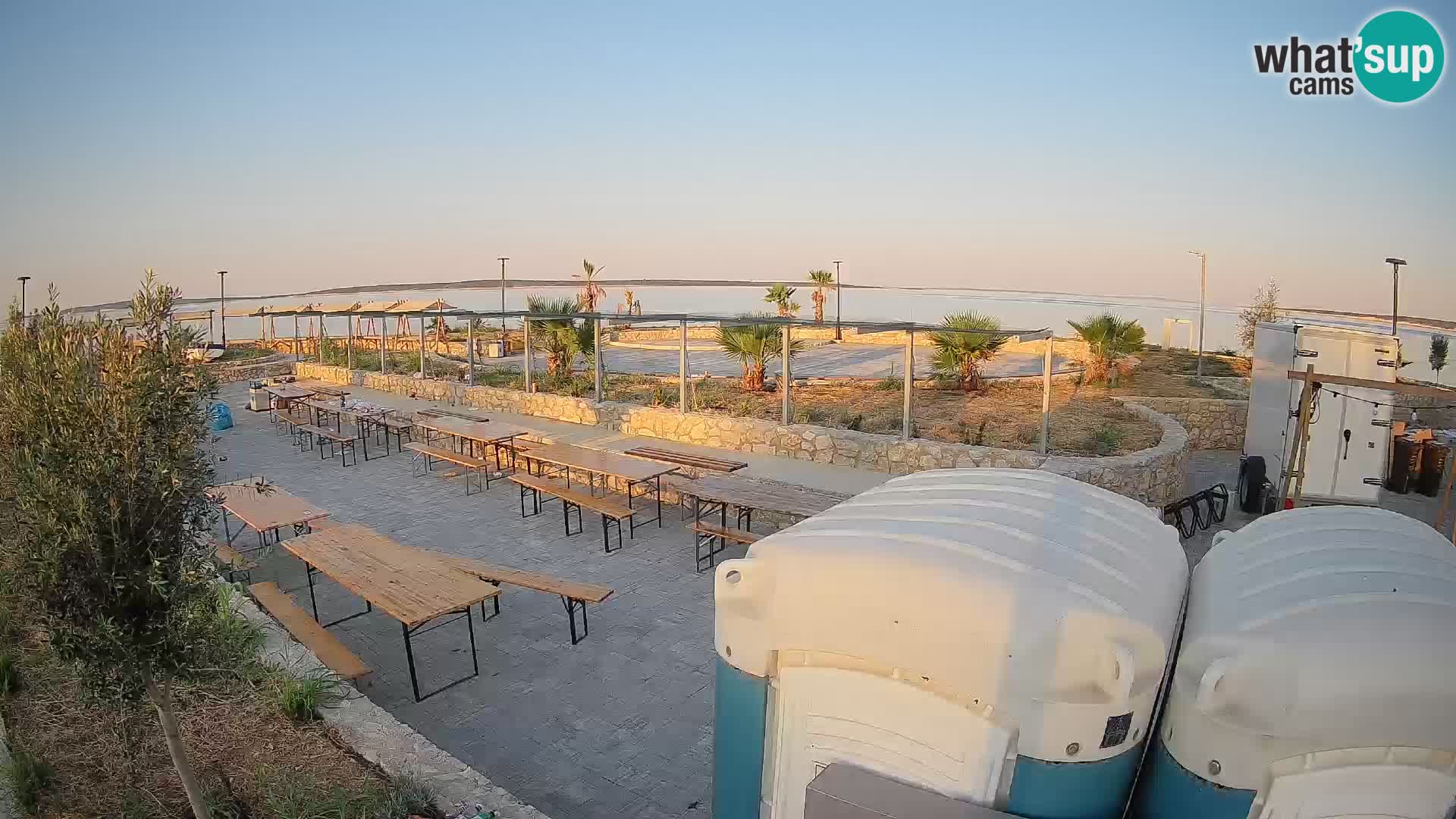 Mandre Summer Stage Webcam – Velika điga | Pag Island