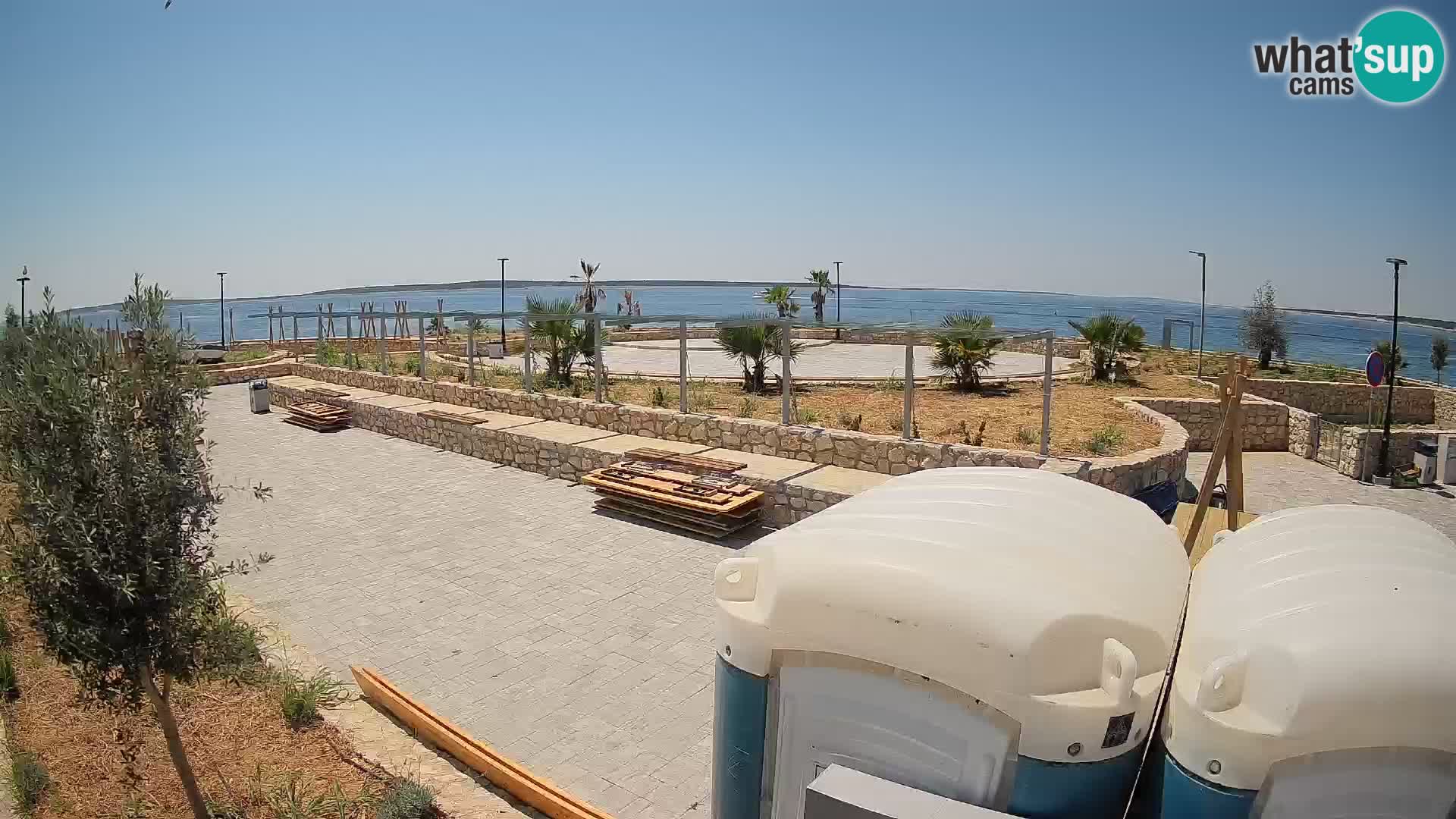 Mandre Summer Stage Webcam – Velika điga | Pag Island