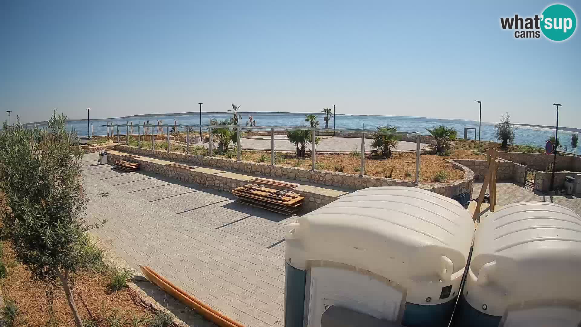 Web kamera Mandre – Ljetna pozornica Velika điga | Otok Pag