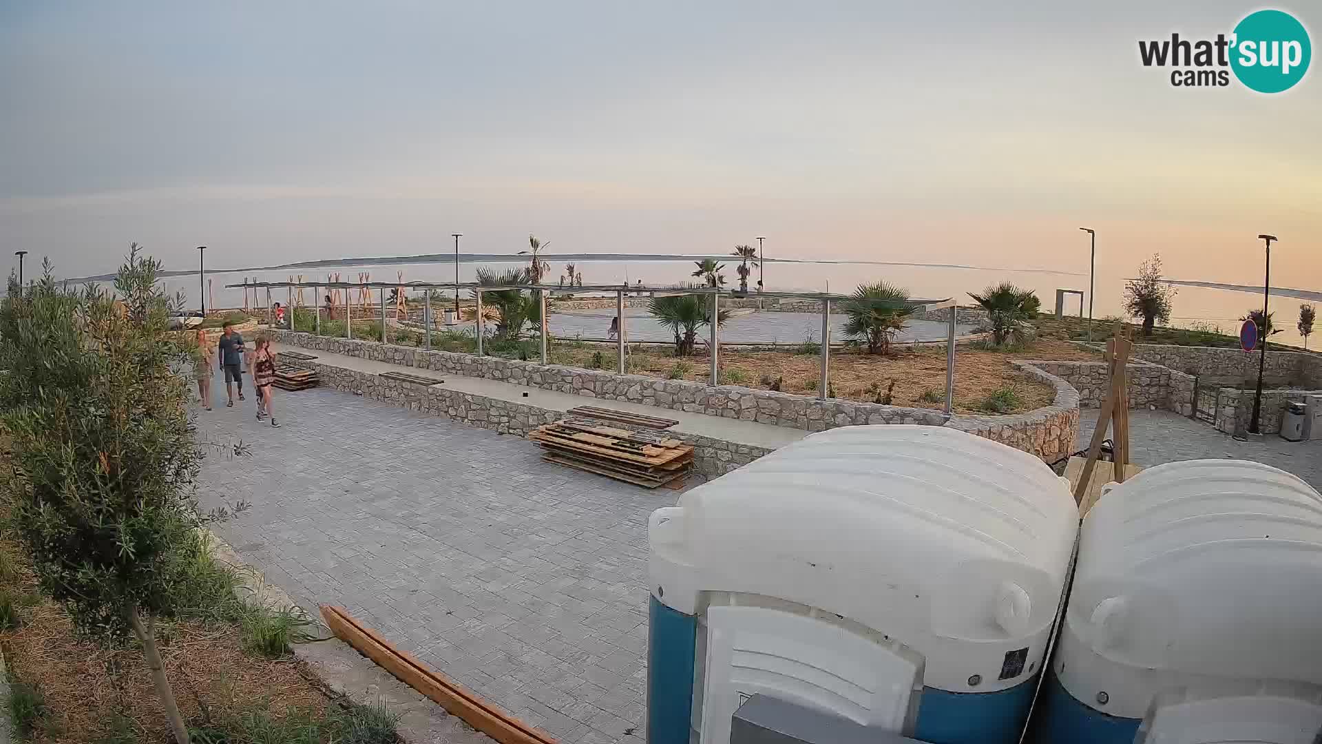 Mandre Summer Stage Webcam – Velika điga | Pag Island