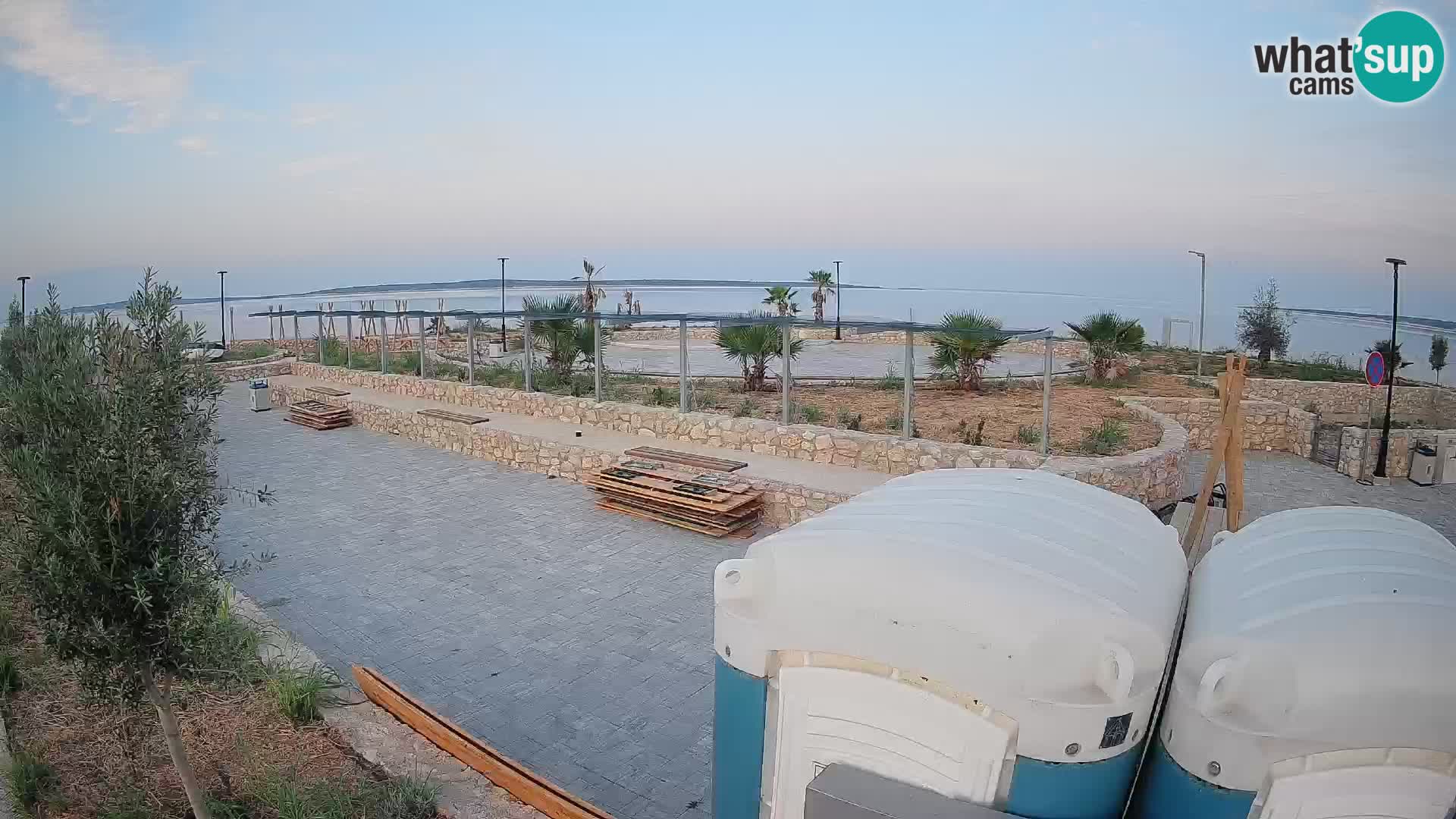 Mandre Summer Stage Webcam – Velika điga | Pag Island