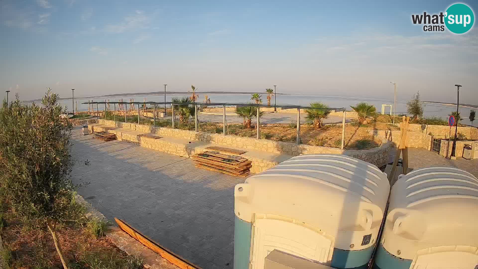 Mandre Summer Stage Webcam – Velika điga | Pag Island