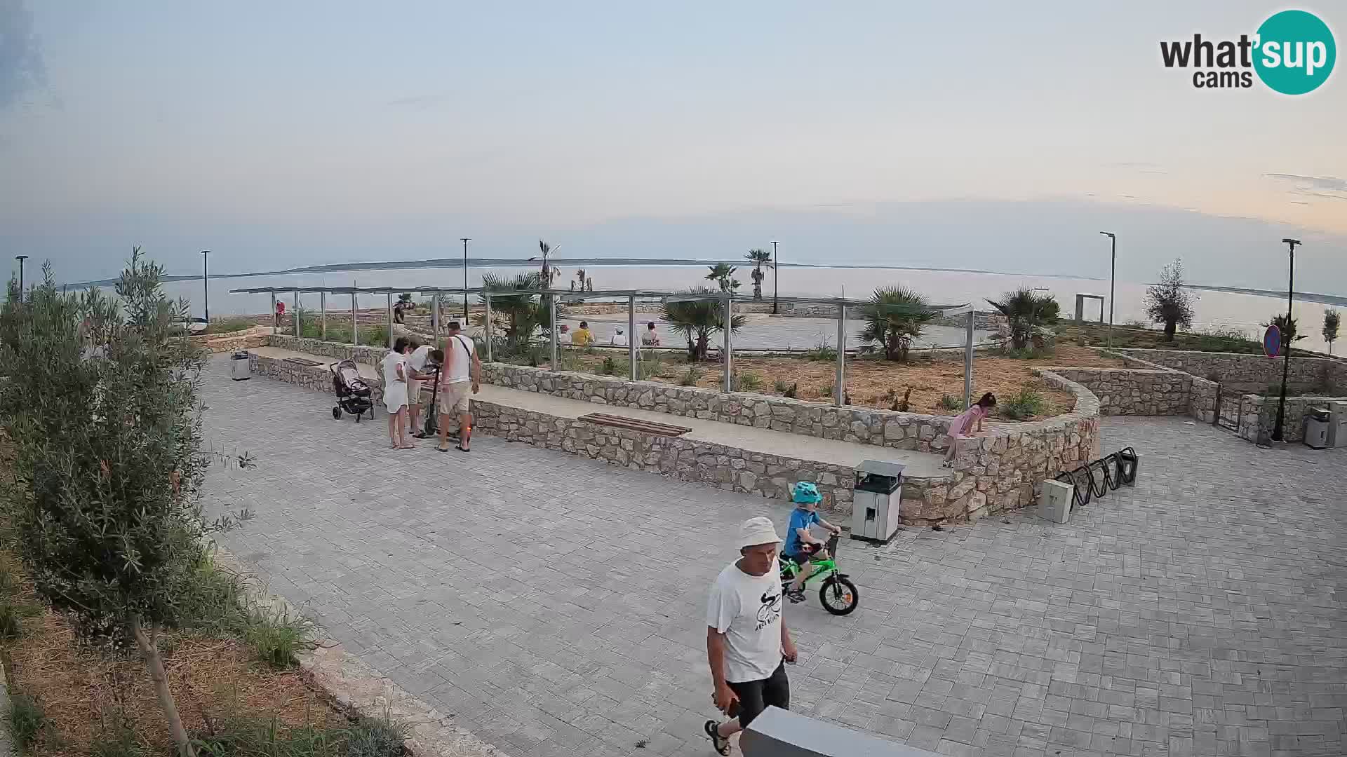 Web kamera Mandre – Ljetna pozornica Velika điga | Otok Pag