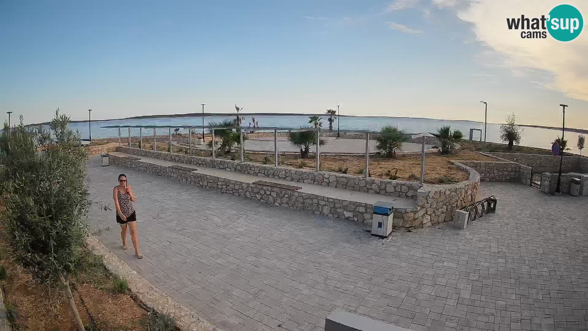 Web kamera Mandre – Ljetna pozornica Velika điga | Otok Pag