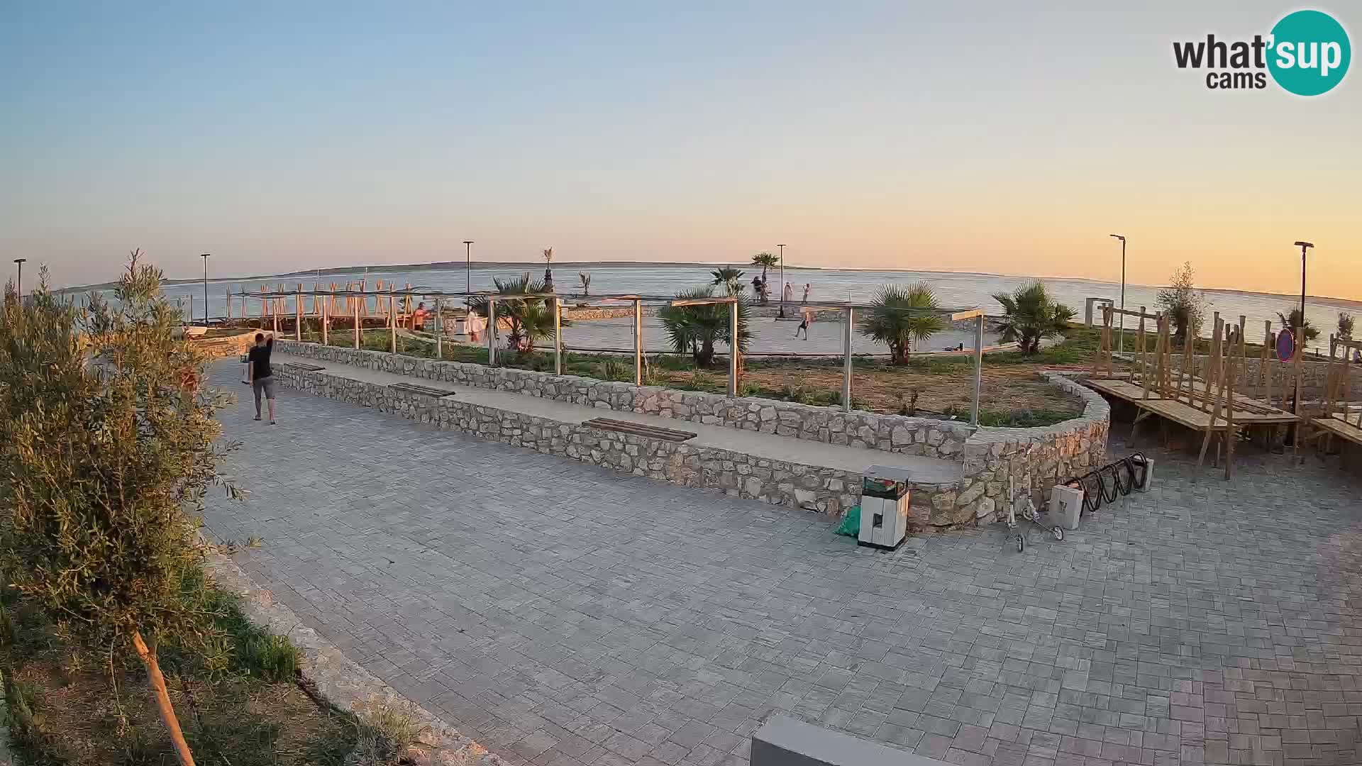 Mandre Summer Stage Webcam – Velika điga | Pag Island