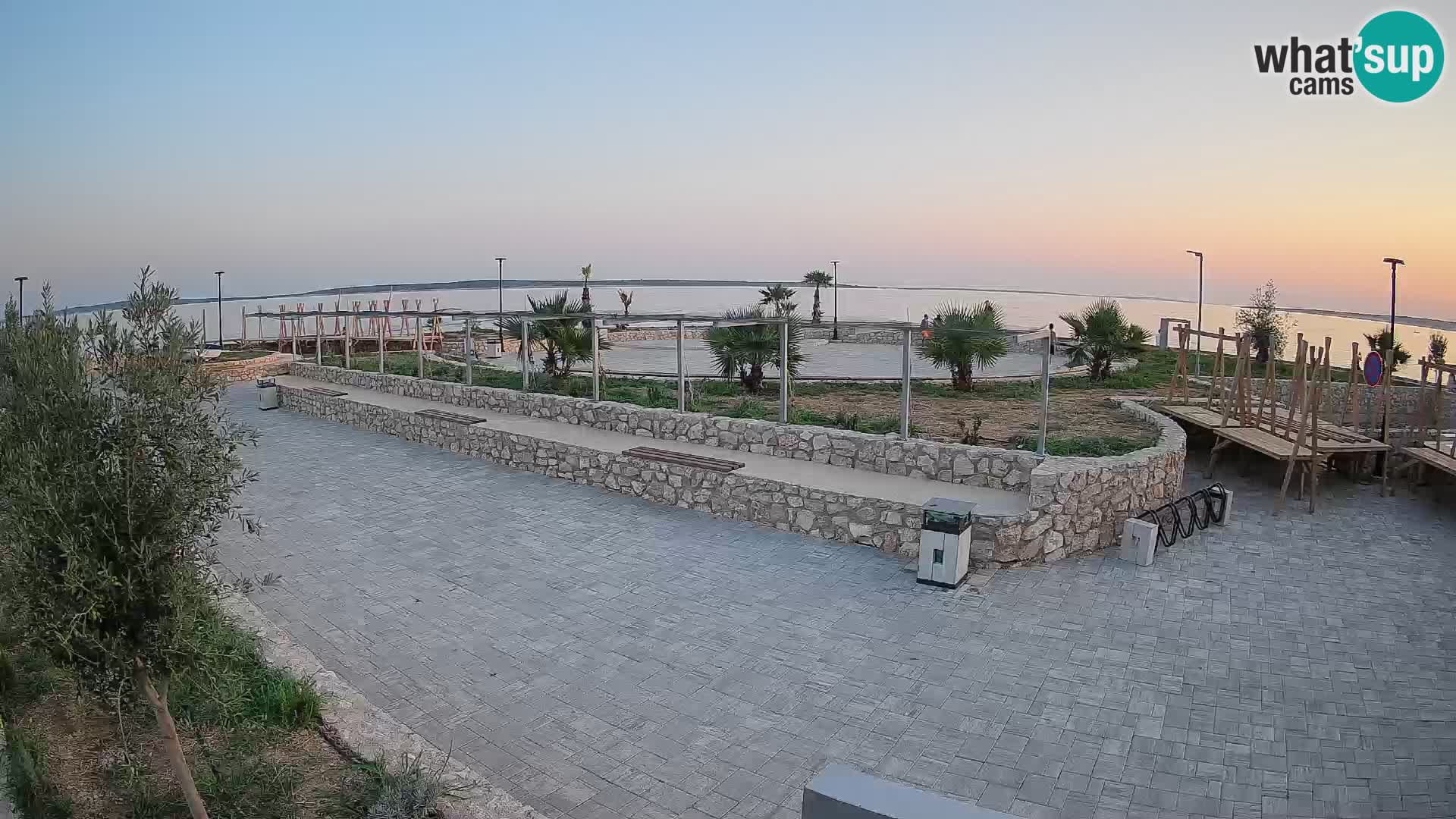 Mandre Summer Stage Webcam – Velika điga | Pag Island