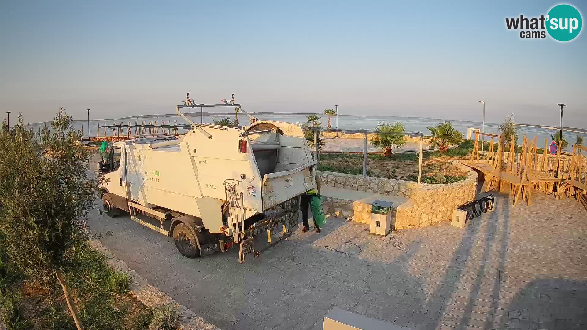 Mandre Summer Stage Webcam – Velika điga | Pag Island