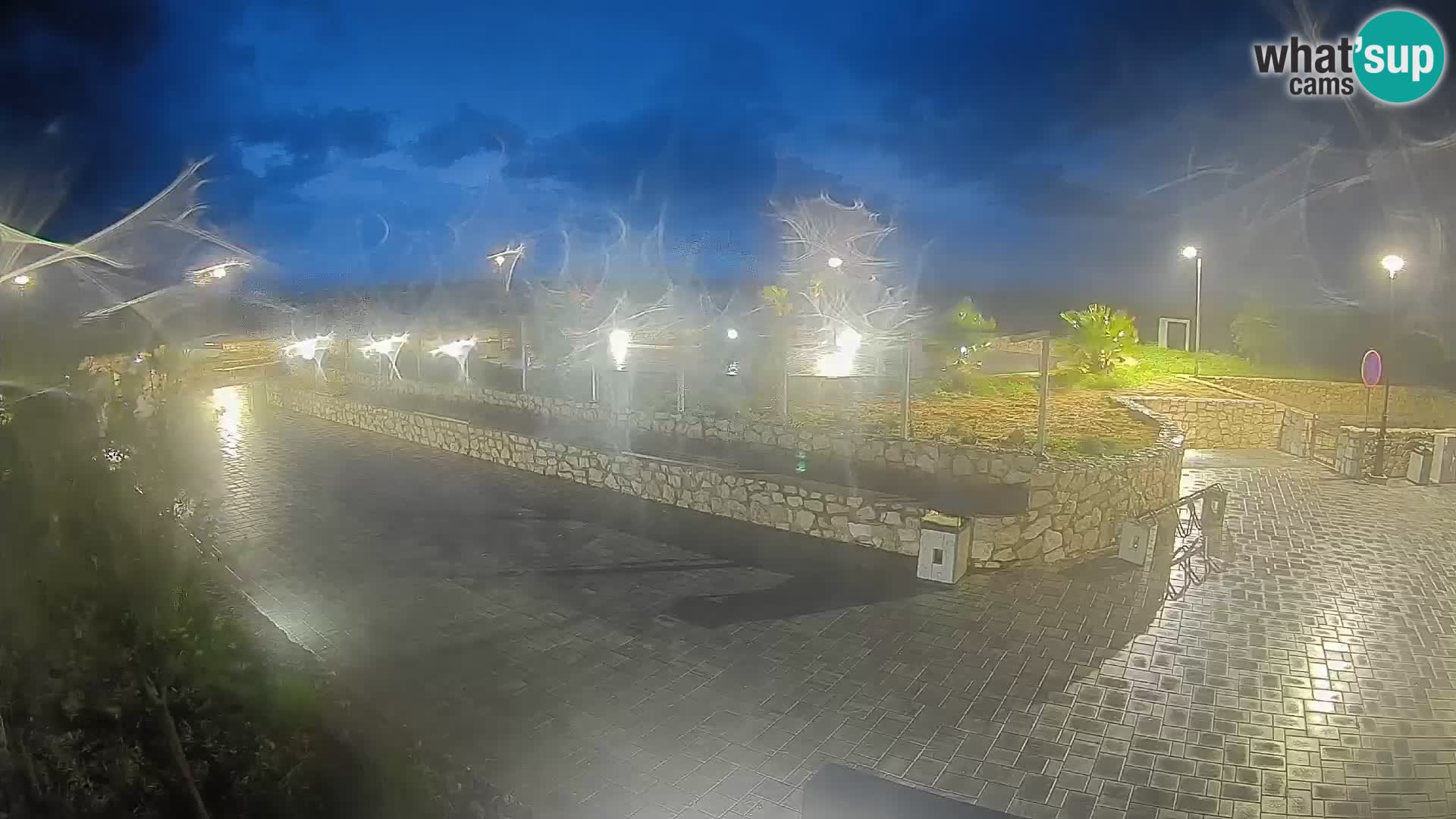 Mandre Summer Stage Webcam – Velika điga | Pag Island