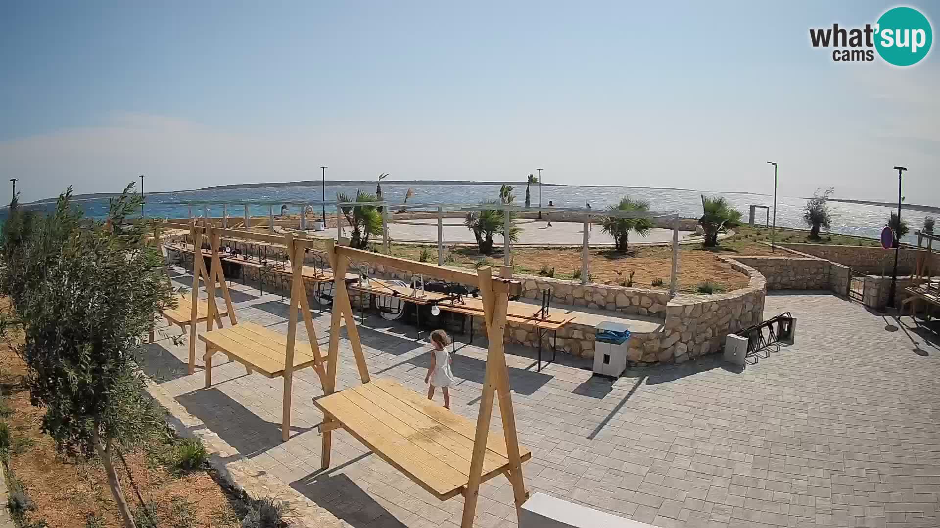 Web kamera Mandre – Ljetna pozornica Velika điga | Otok Pag