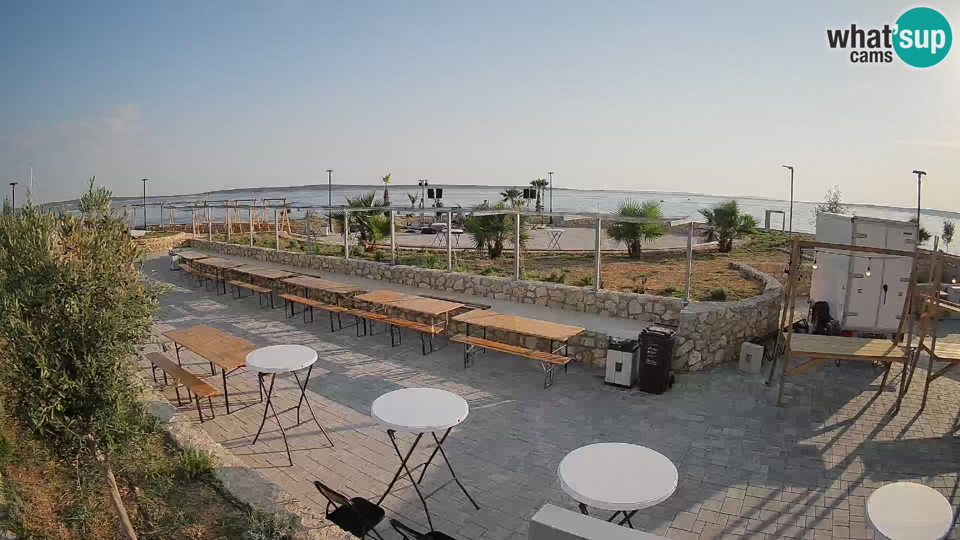 Mandre Summer Stage Webcam – Velika điga | Pag Island