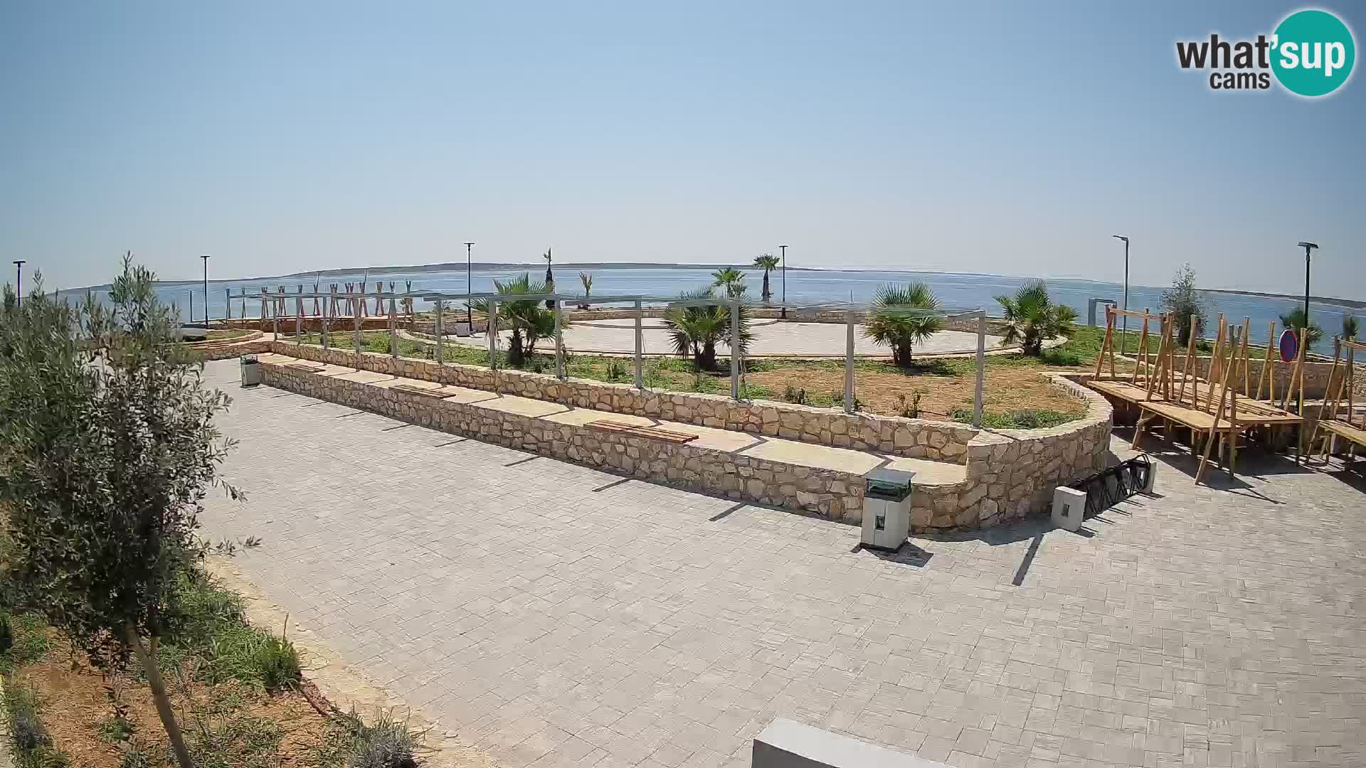 Web kamera Mandre – Ljetna pozornica Velika điga | Otok Pag