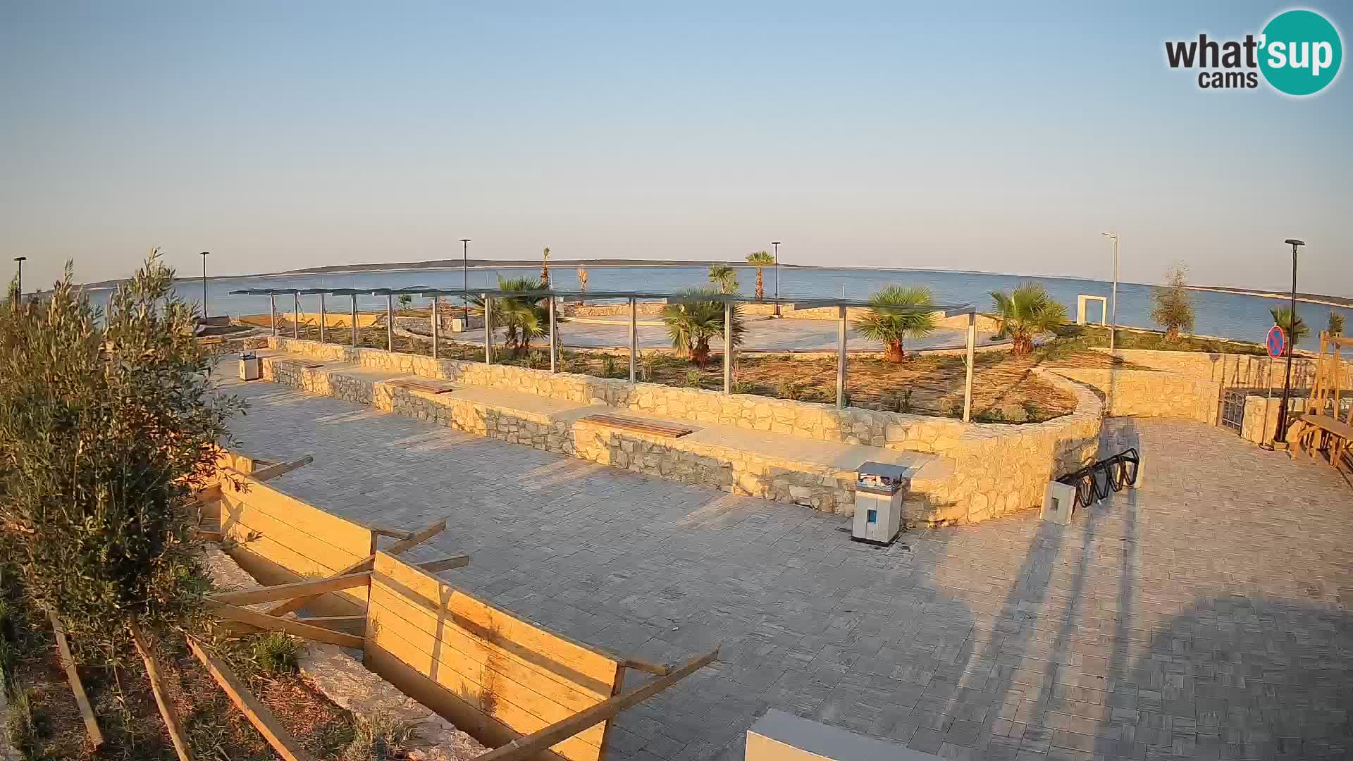Mandre Summer Stage Webcam – Velika điga | Pag Island