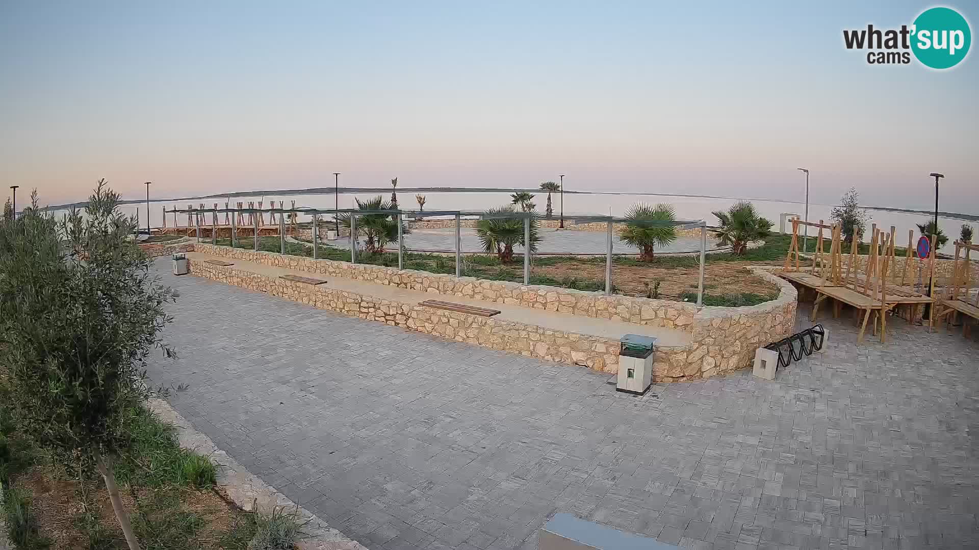 Mandre Summer Stage Webcam – Velika điga | Pag Island