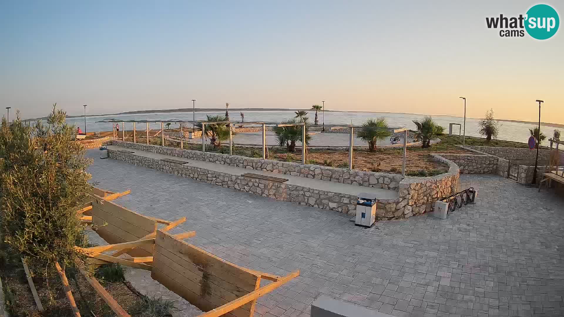 Mandre Summer Stage Webcam – Velika điga | Pag Island