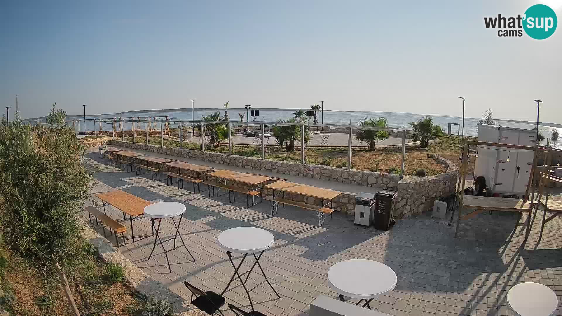 Web kamera Mandre – Ljetna pozornica Velika điga | Otok Pag