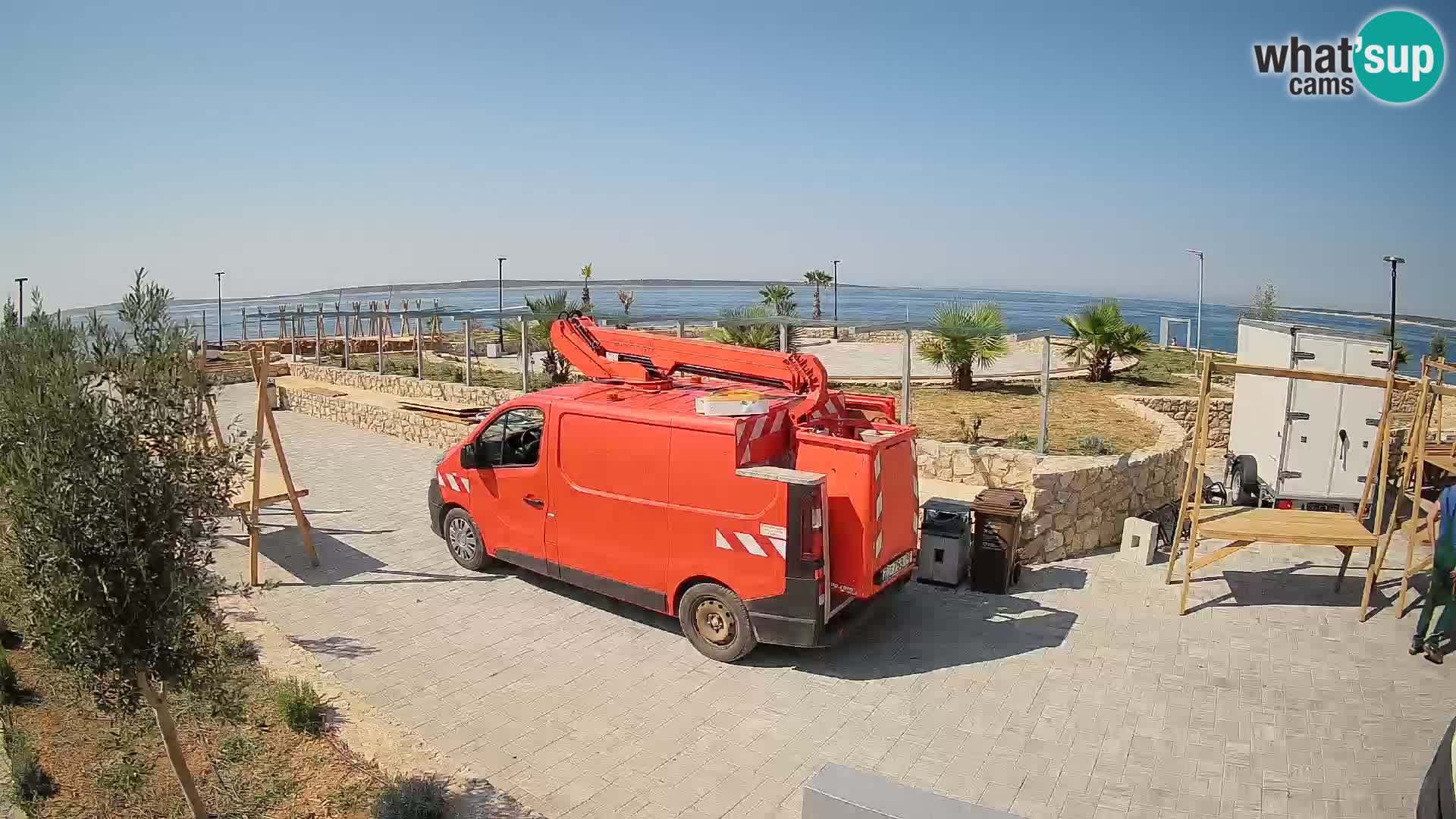 Mandre Summer Stage Webcam – Velika điga | Pag Island