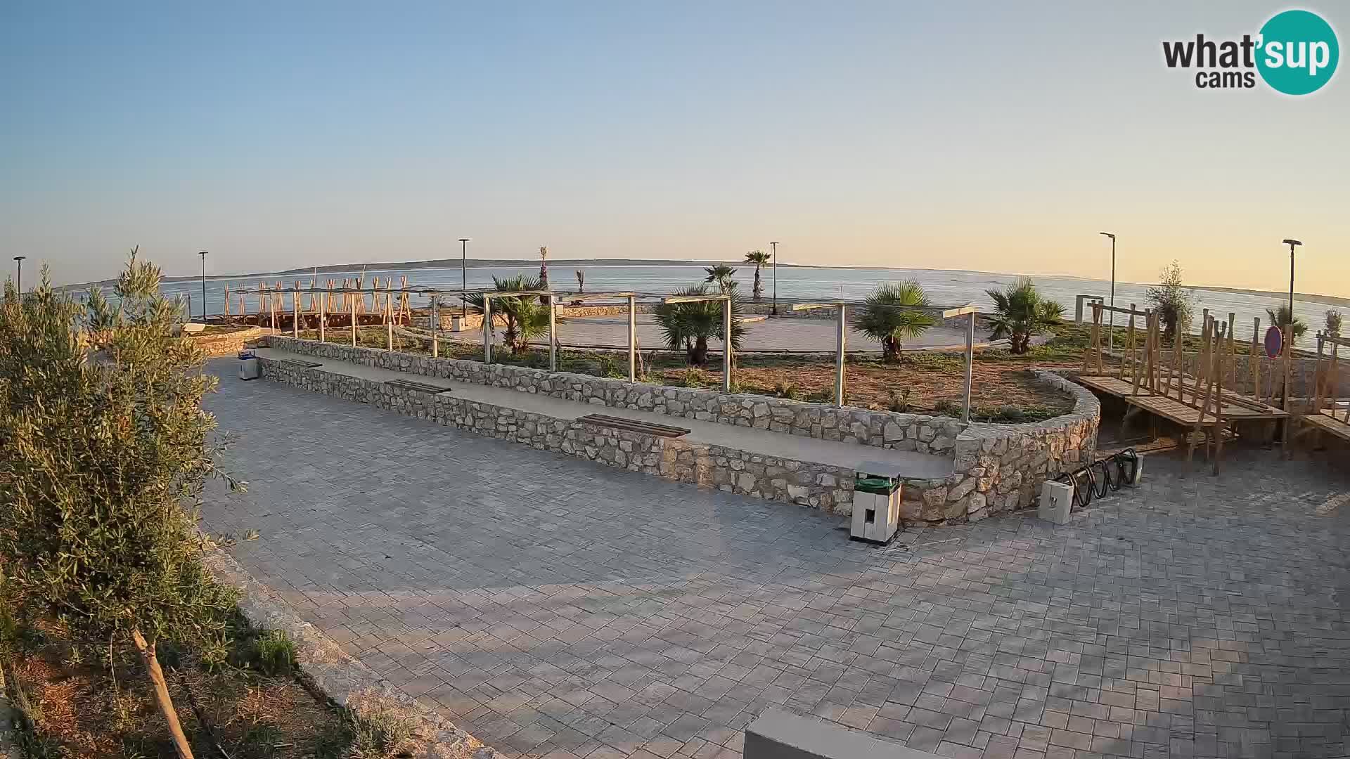 Mandre Summer Stage Webcam – Velika điga | Pag Island