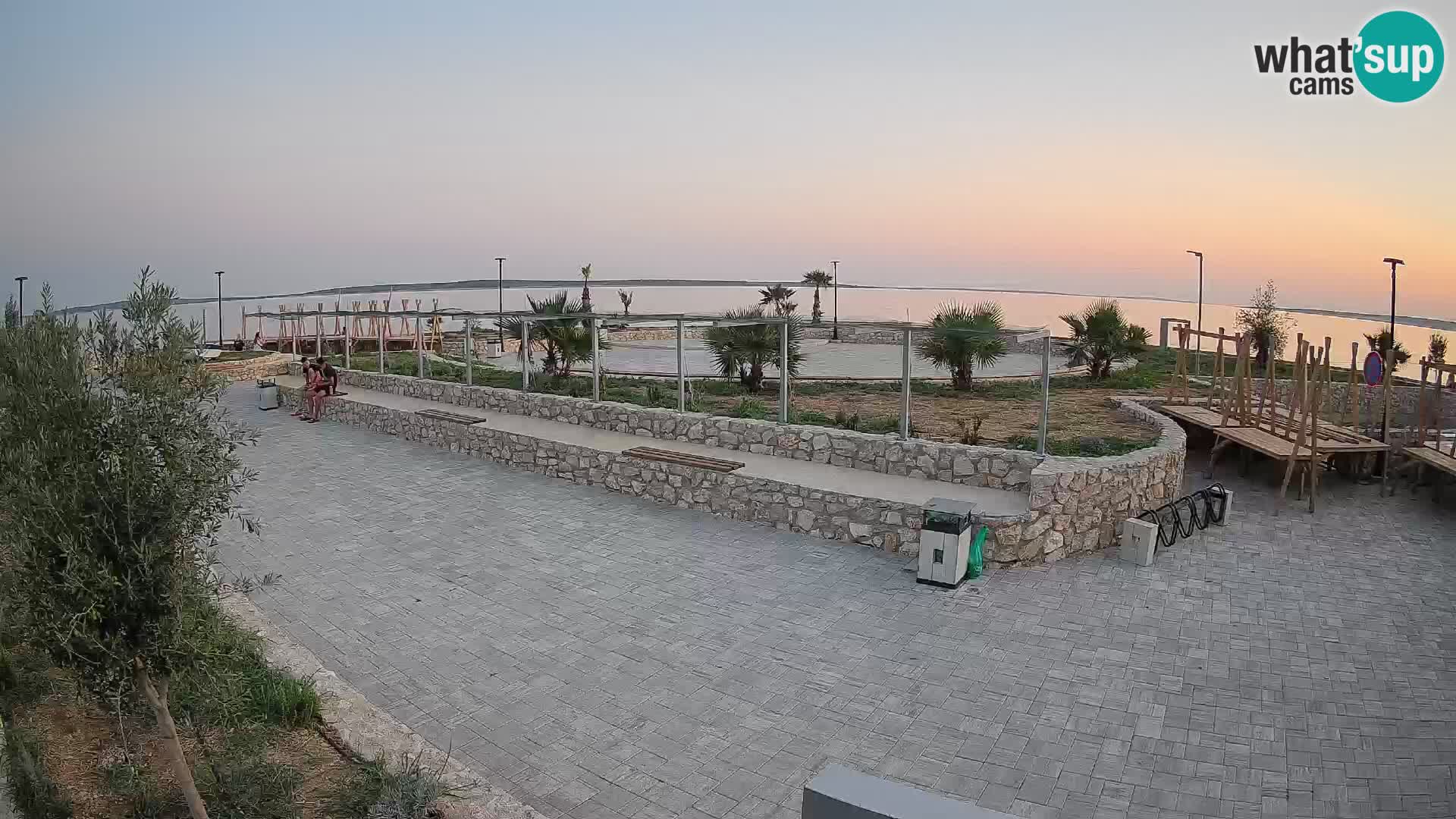 Mandre Summer Stage Webcam – Velika điga | Pag Island